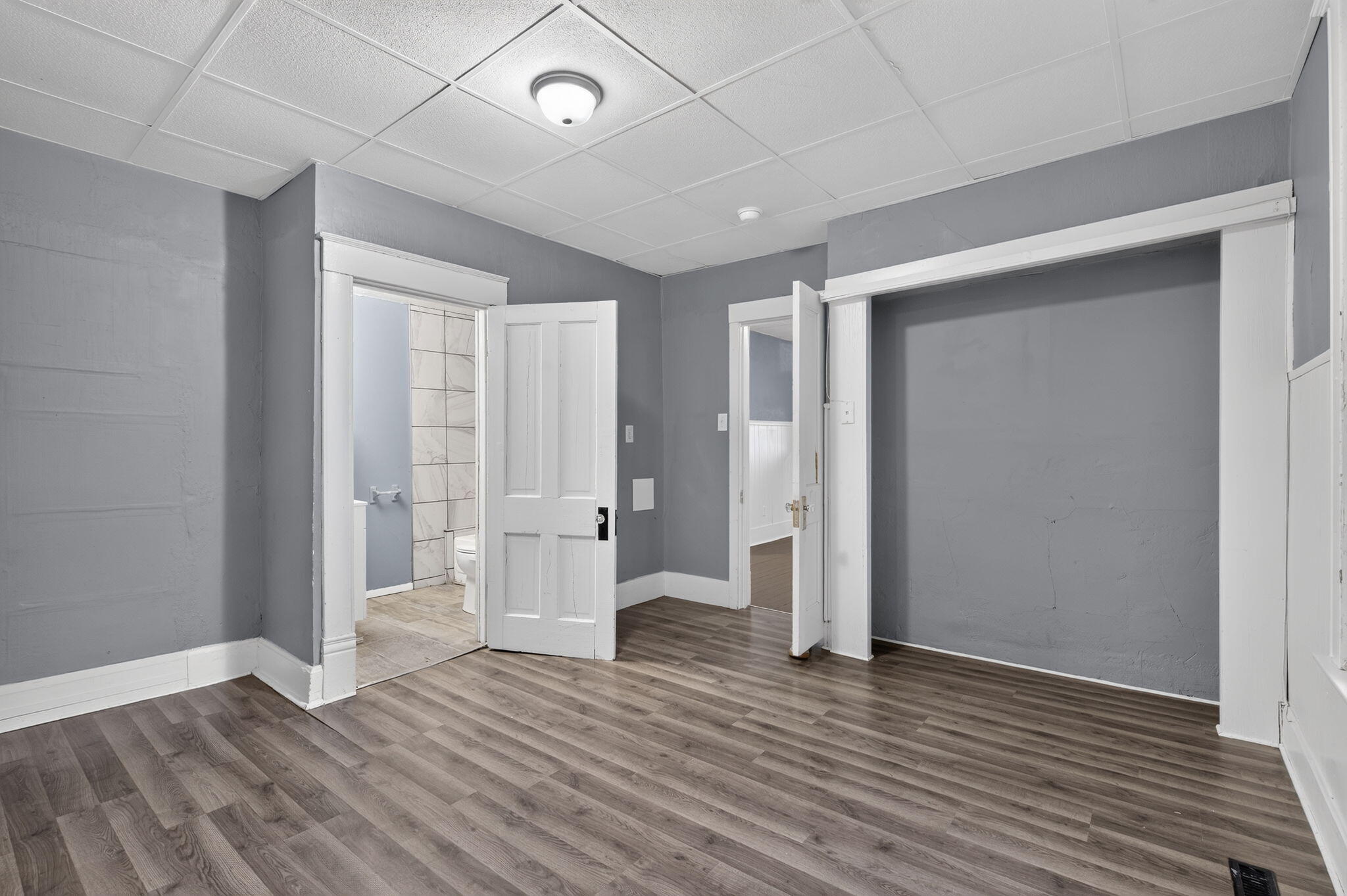413 - 405 West Nichols Street Property Photo 16