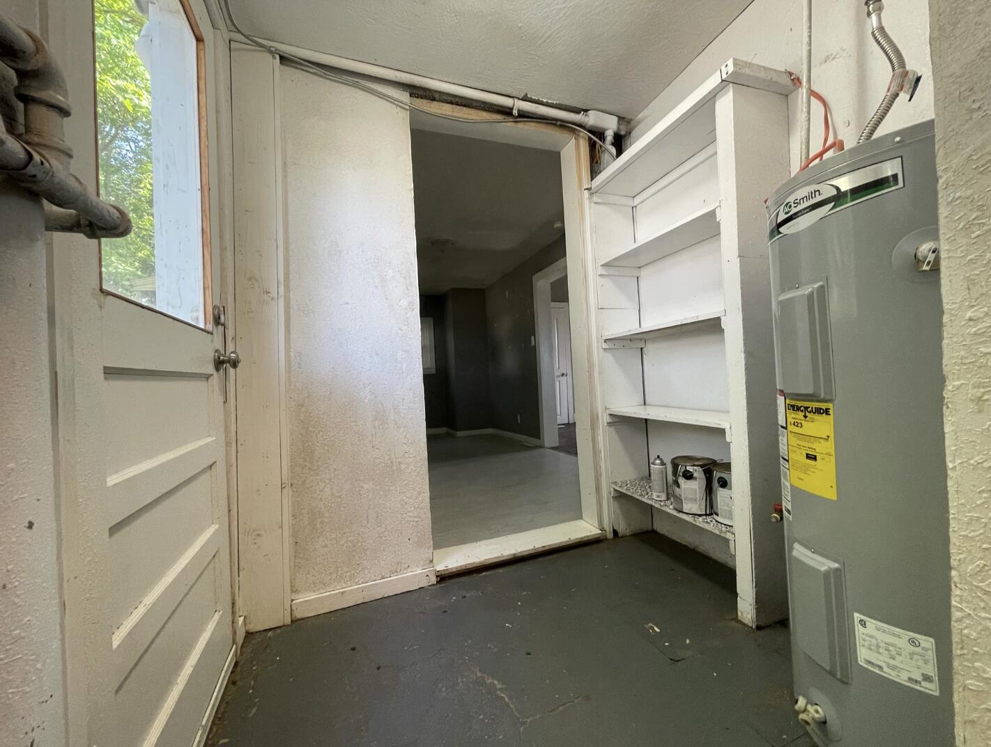 413 - 405 West Nichols Street Property Photo 25