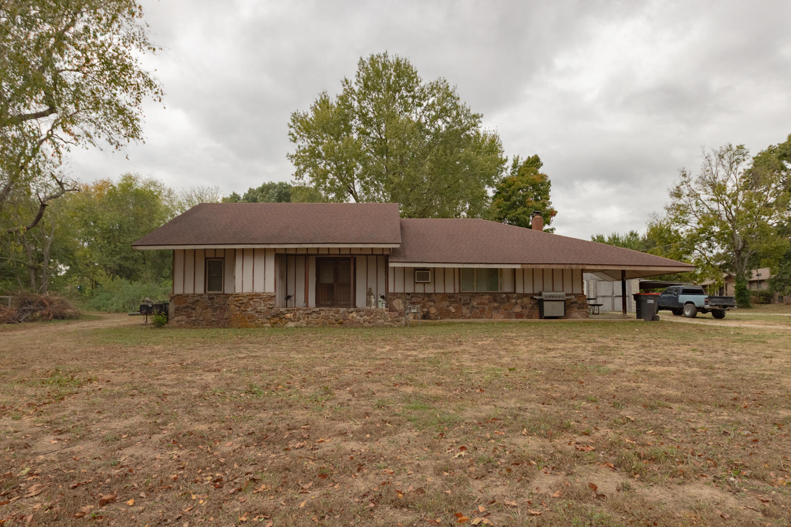 601 Washburn Street Property Photo 1