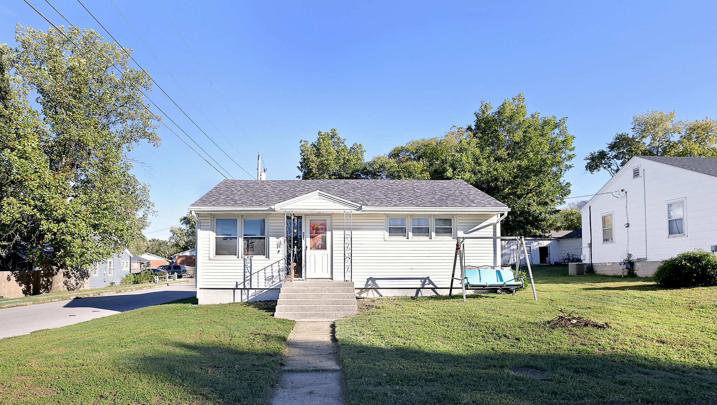 321 West Jefferson Street Property Photo 1