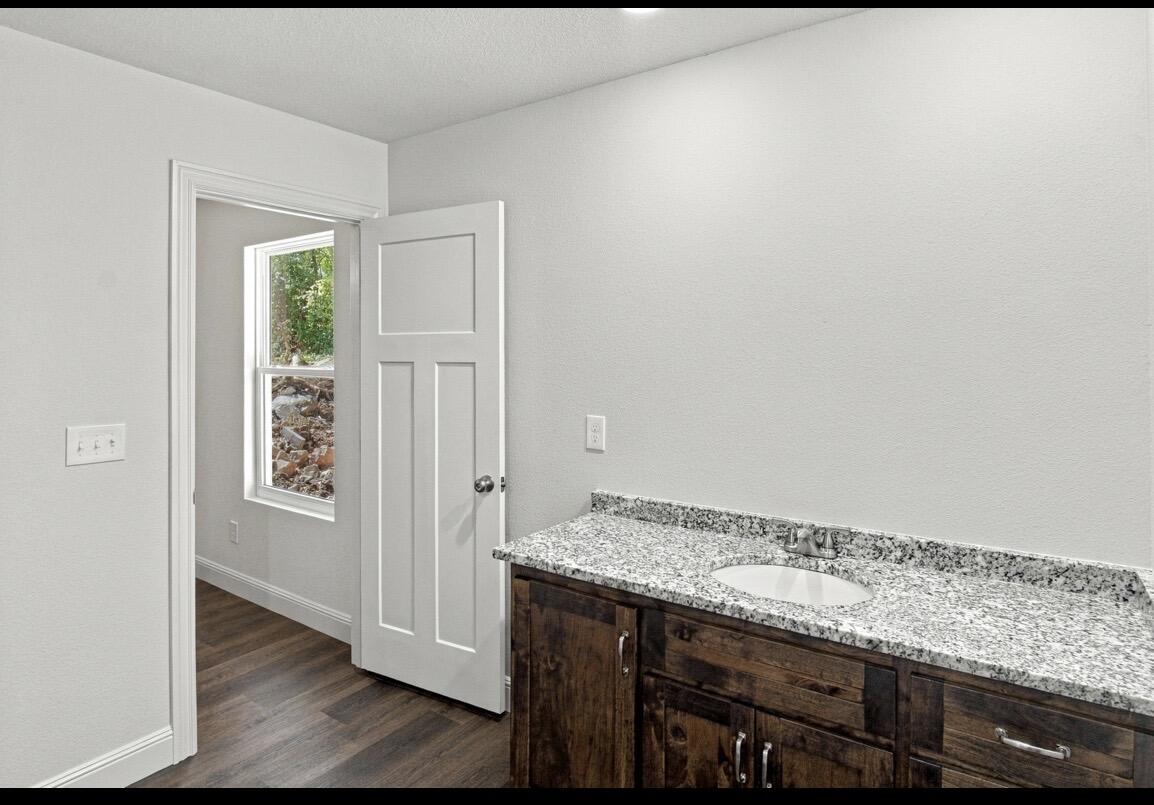 806 North Walker Street Property Photo 15