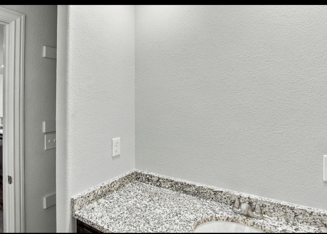 806 North Walker Street Property Photo 19