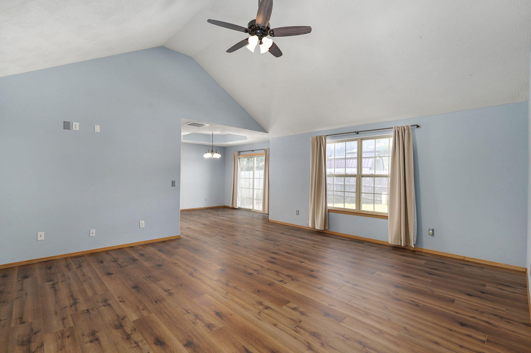 629 South Canton Avenue Property Photo 5