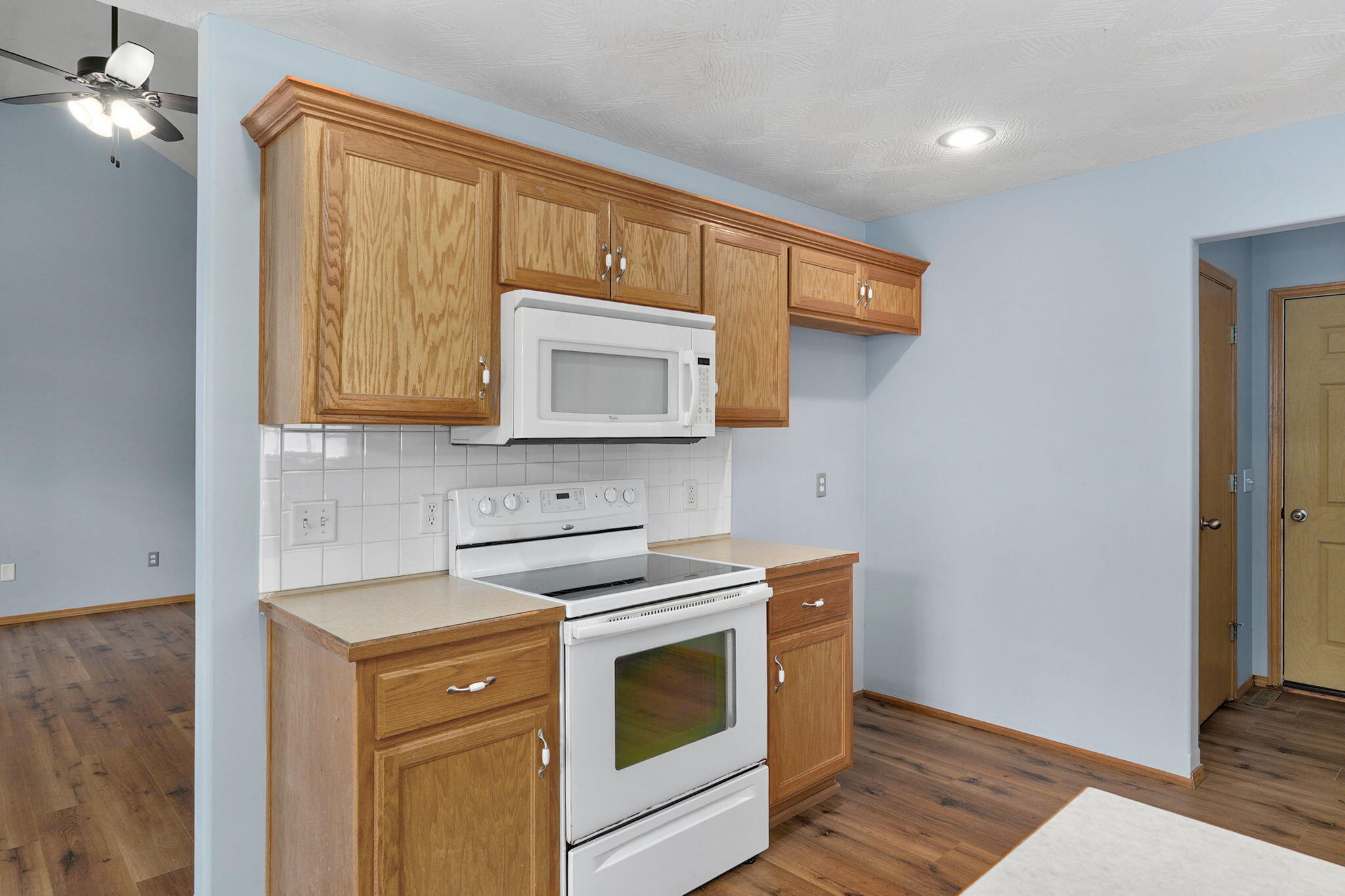629 South Canton Avenue Property Photo 11