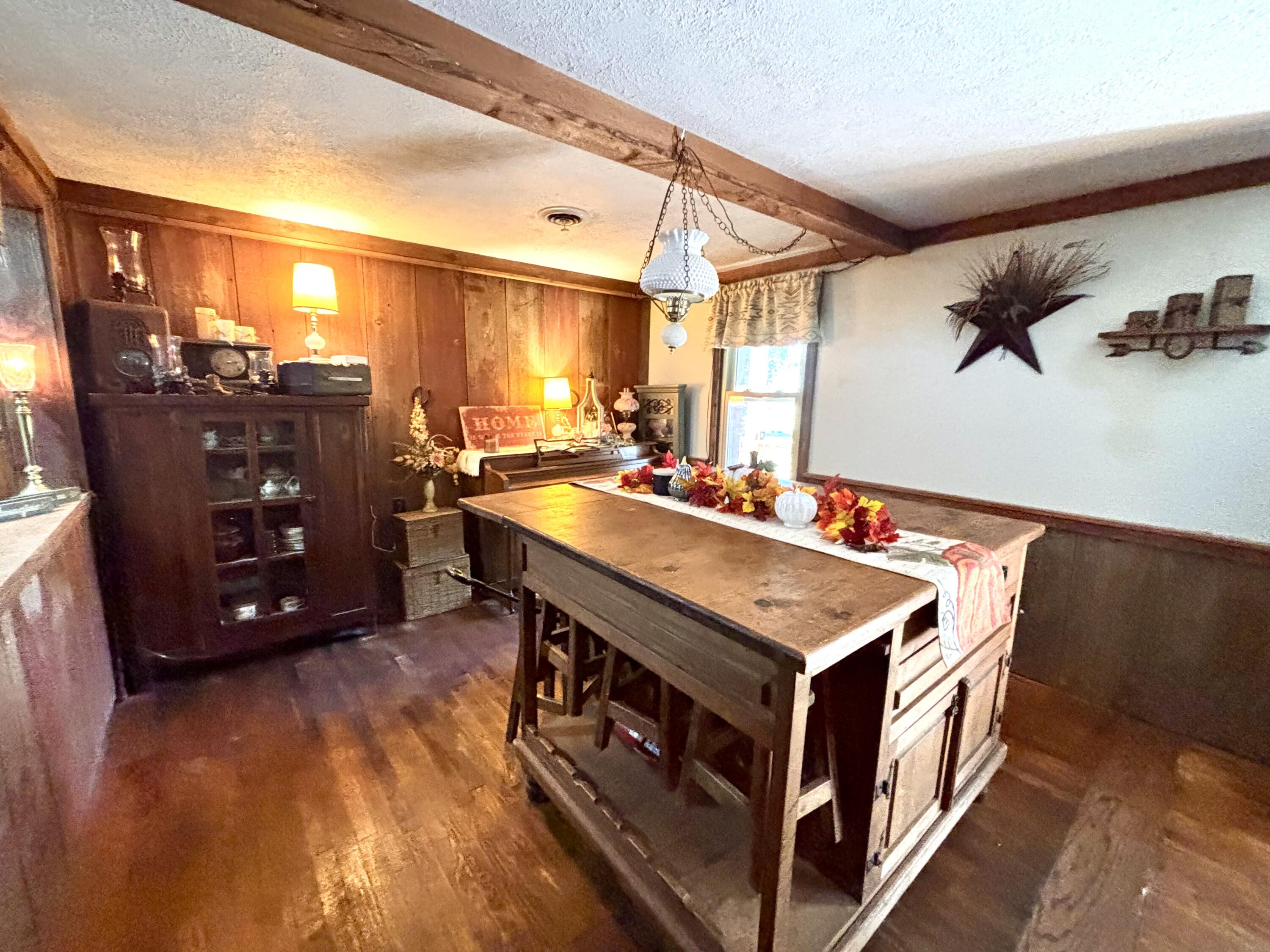 14940 State Highway V Property Photo 9