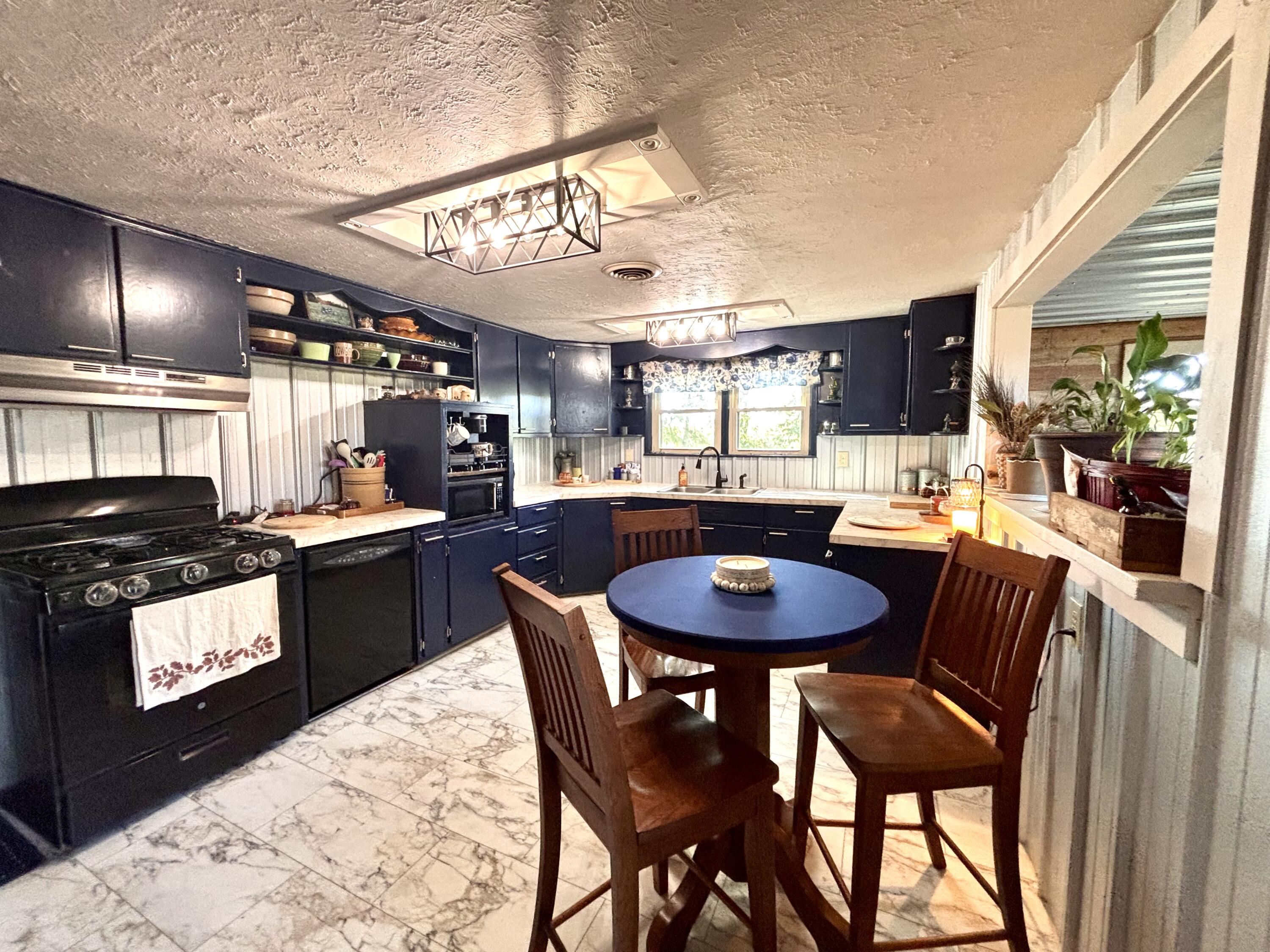 14940 State Highway V Property Photo 10