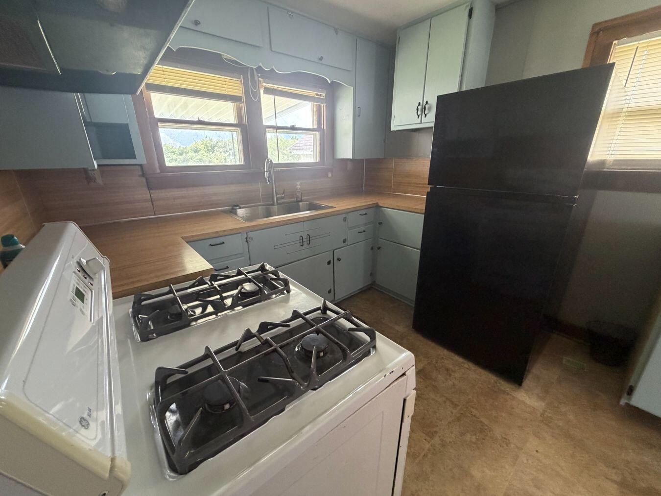 2348 North Campbell Avenue Property Photo 7