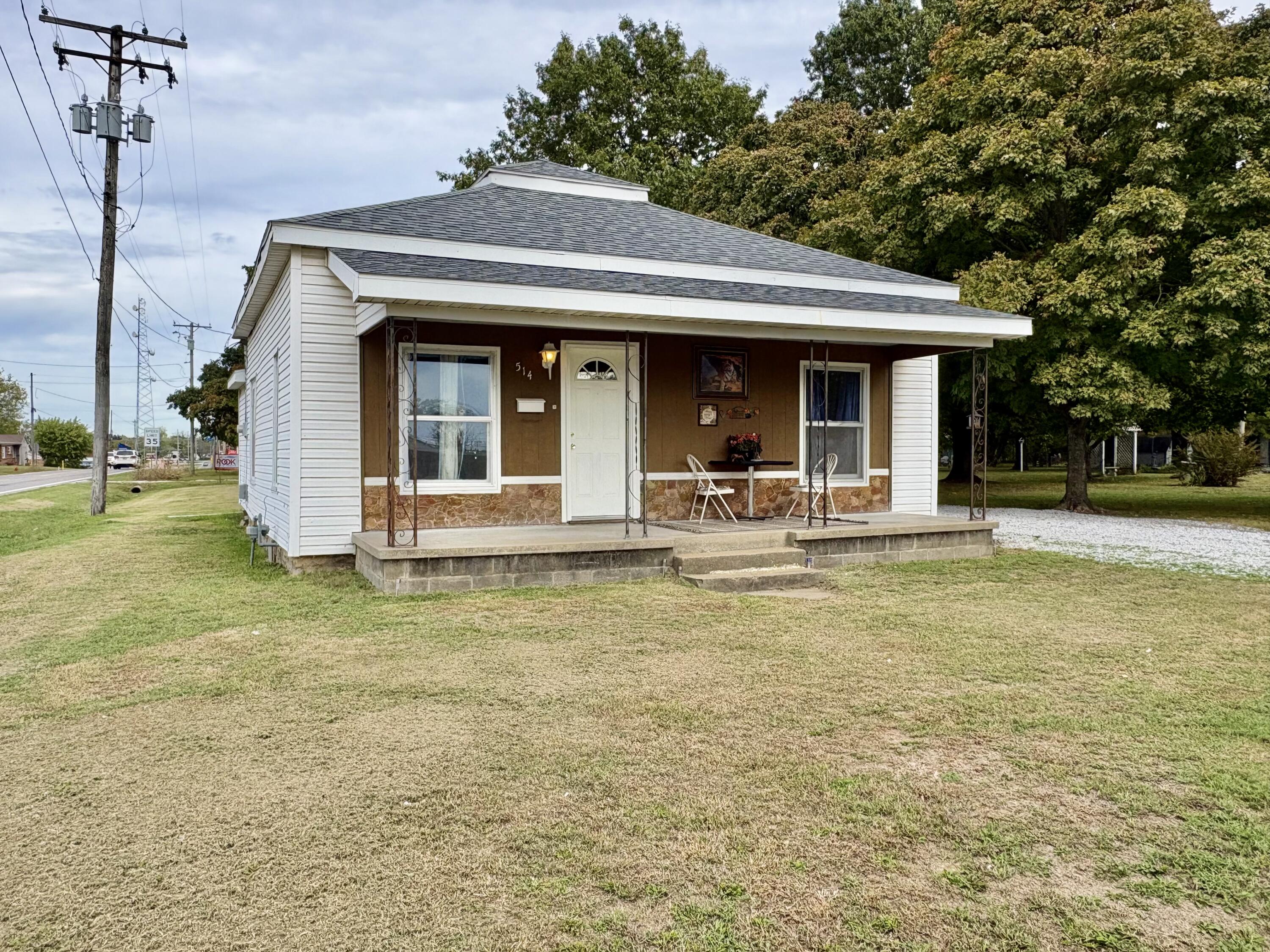514 Maple Street Property Photo 4