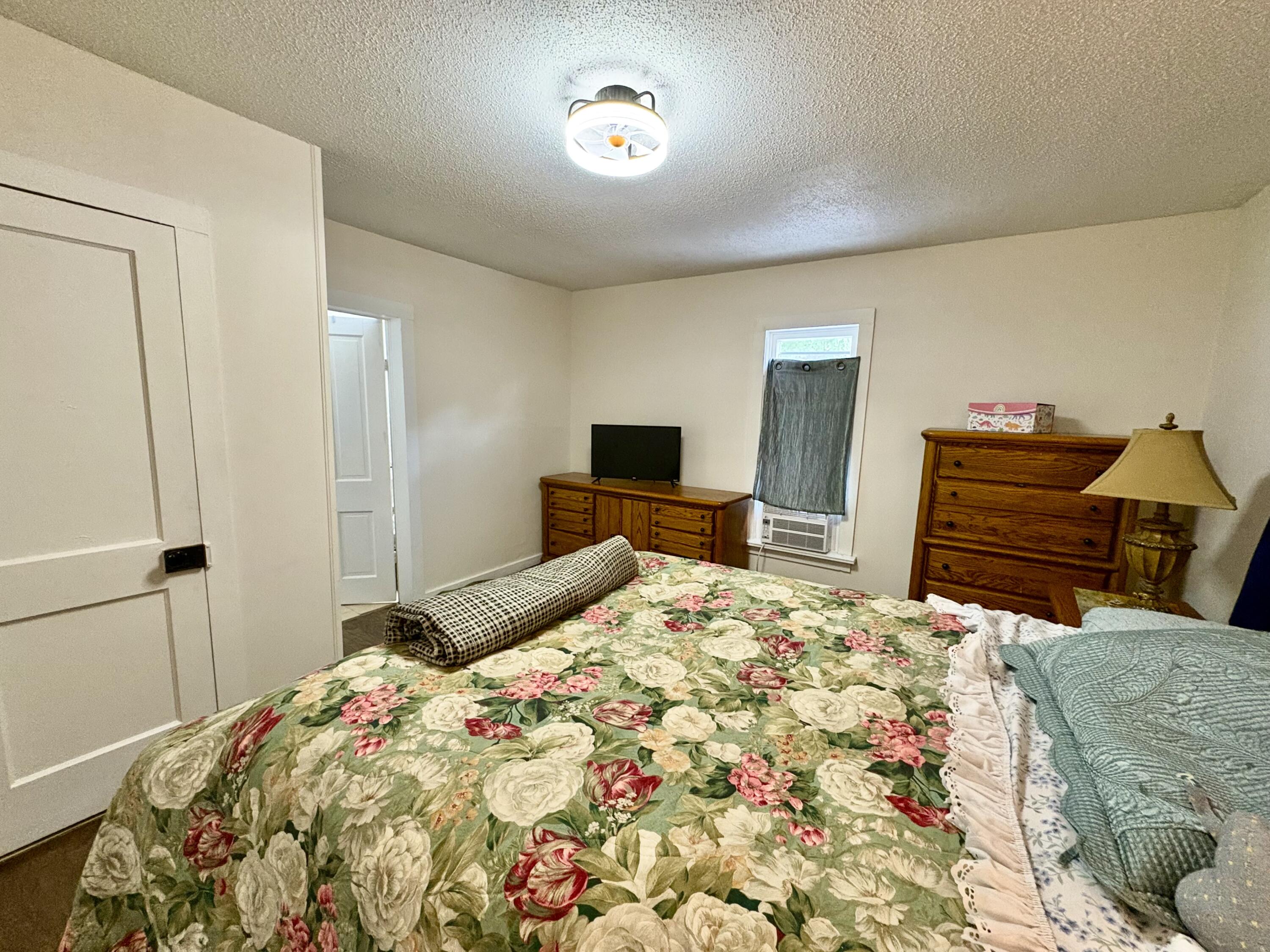 514 Maple Street Property Photo 13