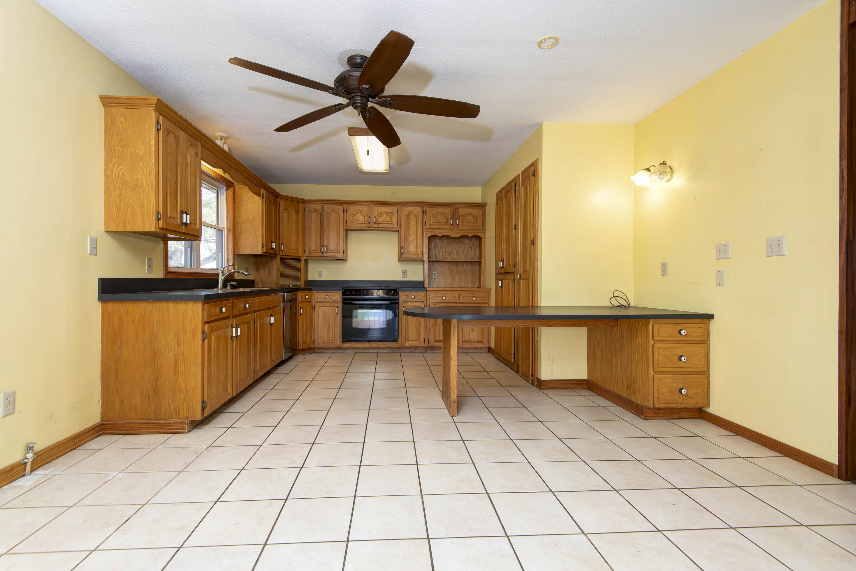 4790 East State Highway Cc Property Photo 4