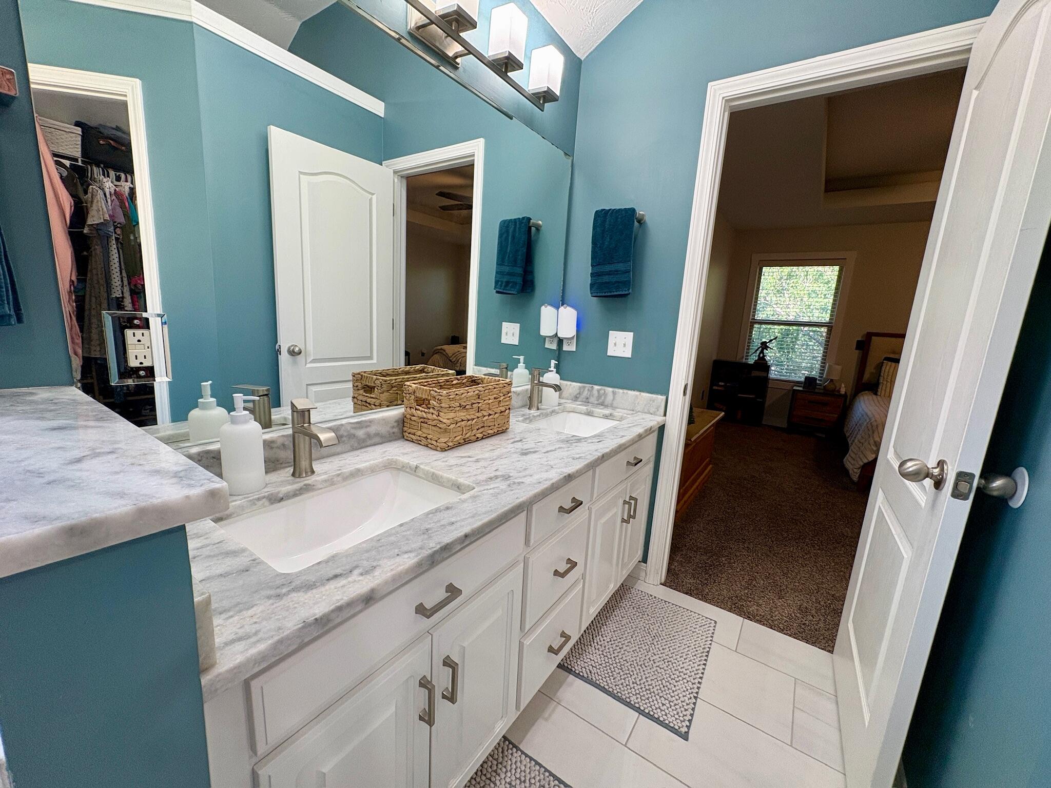 3226 North Dickerson Avenue Property Photo 29
