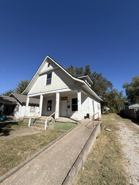 2038 North Franklin Avenue Property Photo 2