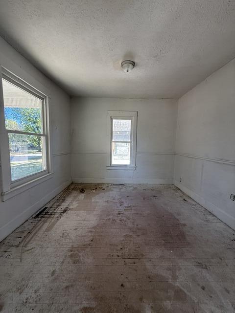 2038 North Franklin Avenue Property Photo 5