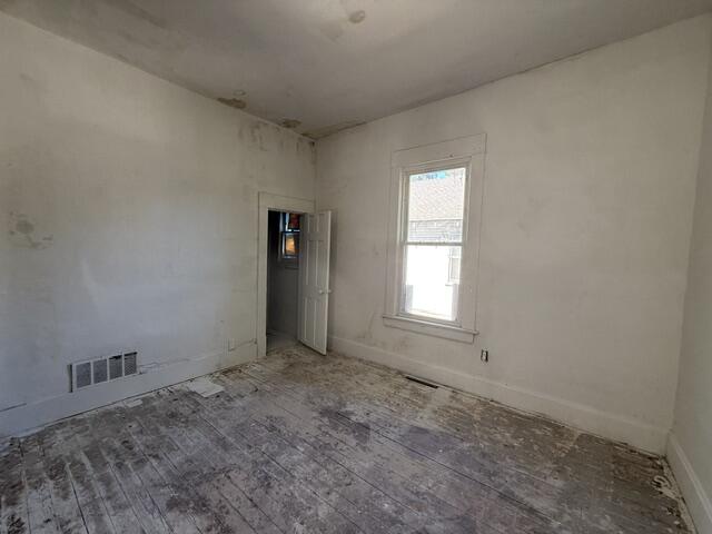 2038 North Franklin Avenue Property Photo 14