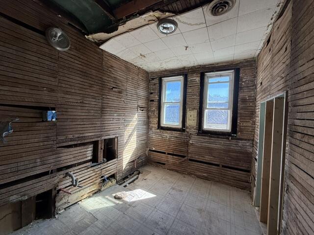 2038 North Franklin Avenue Property Photo 21