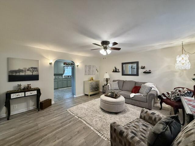1743 South South Avenue Property Photo 4