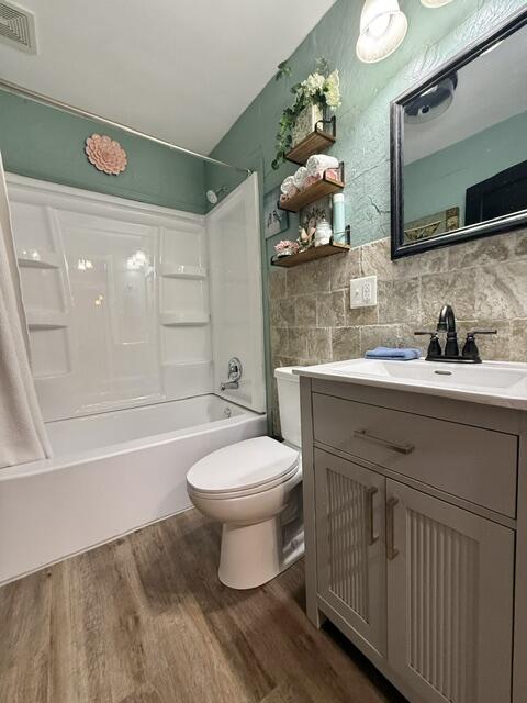 1743 South South Avenue Property Photo 19