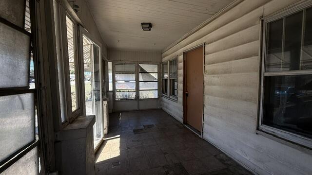 2009 West College Street Property Photo 2