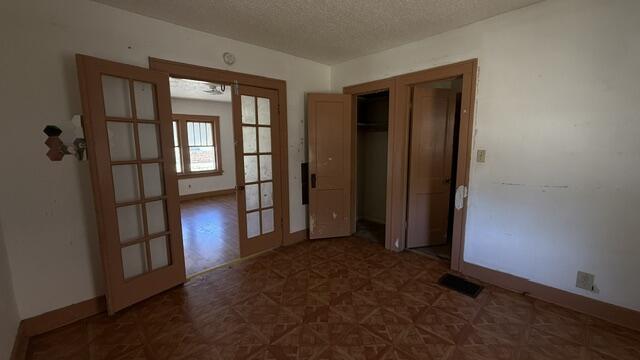 2009 West College Street Property Photo 6