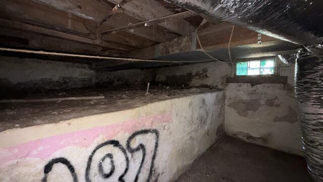 2009 West College Street Property Photo 18