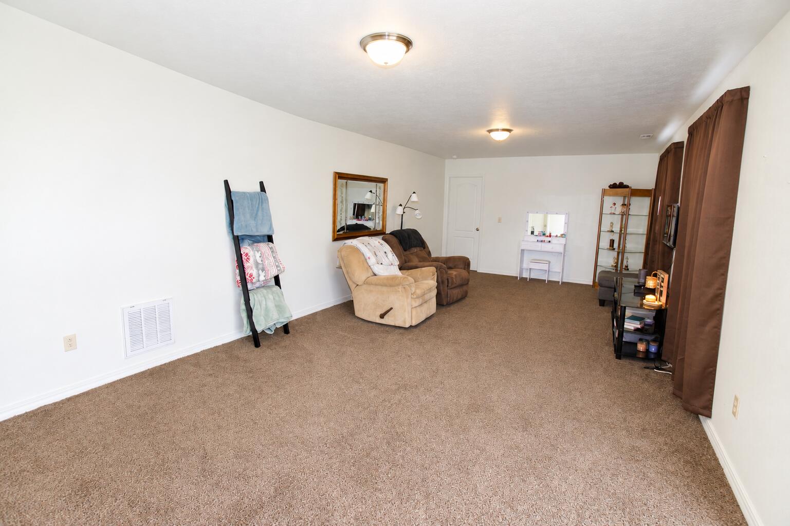 325 Echo Valley Circle Property Photo 22