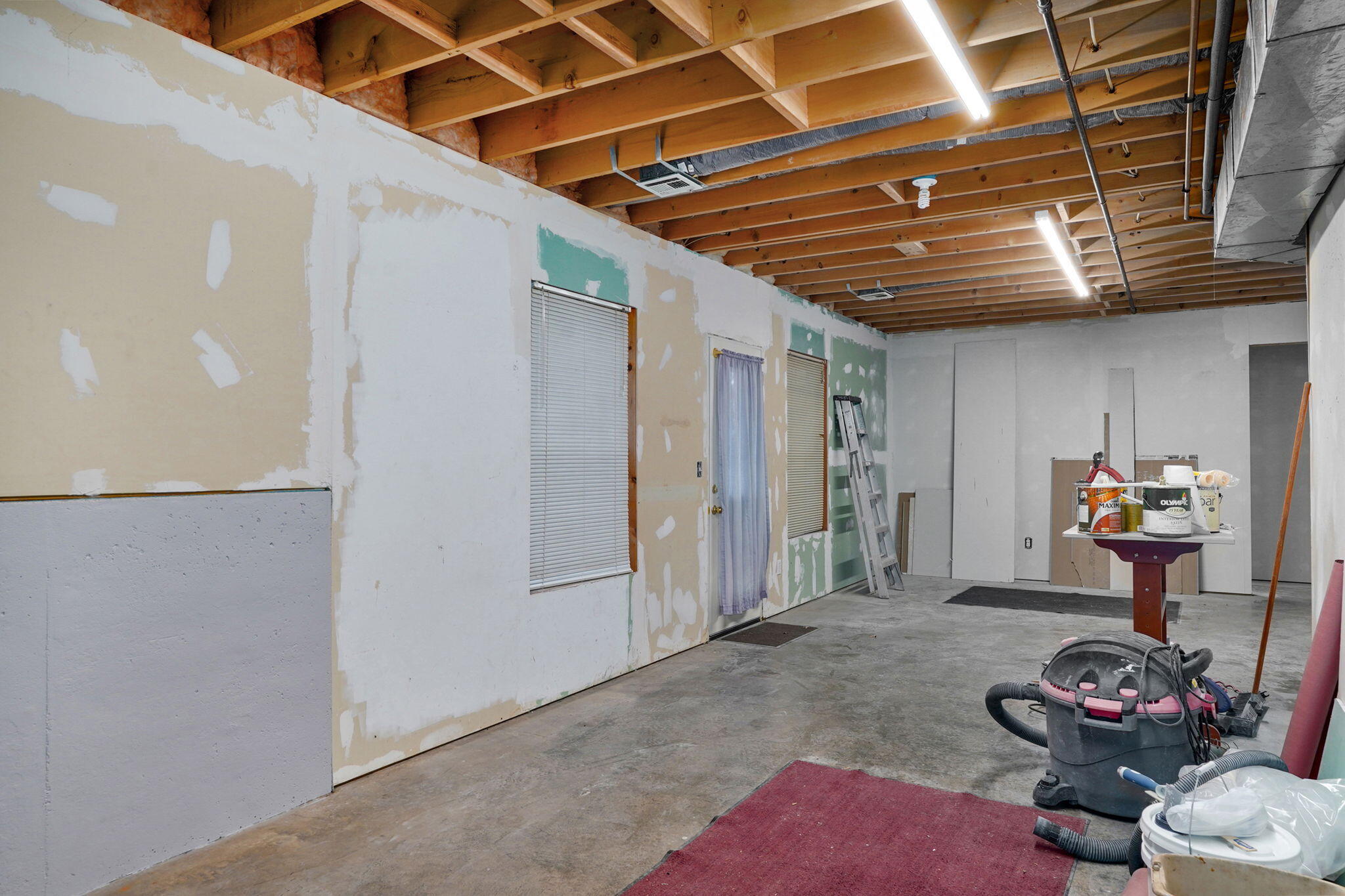 1103 East Lark Street Property Photo 26