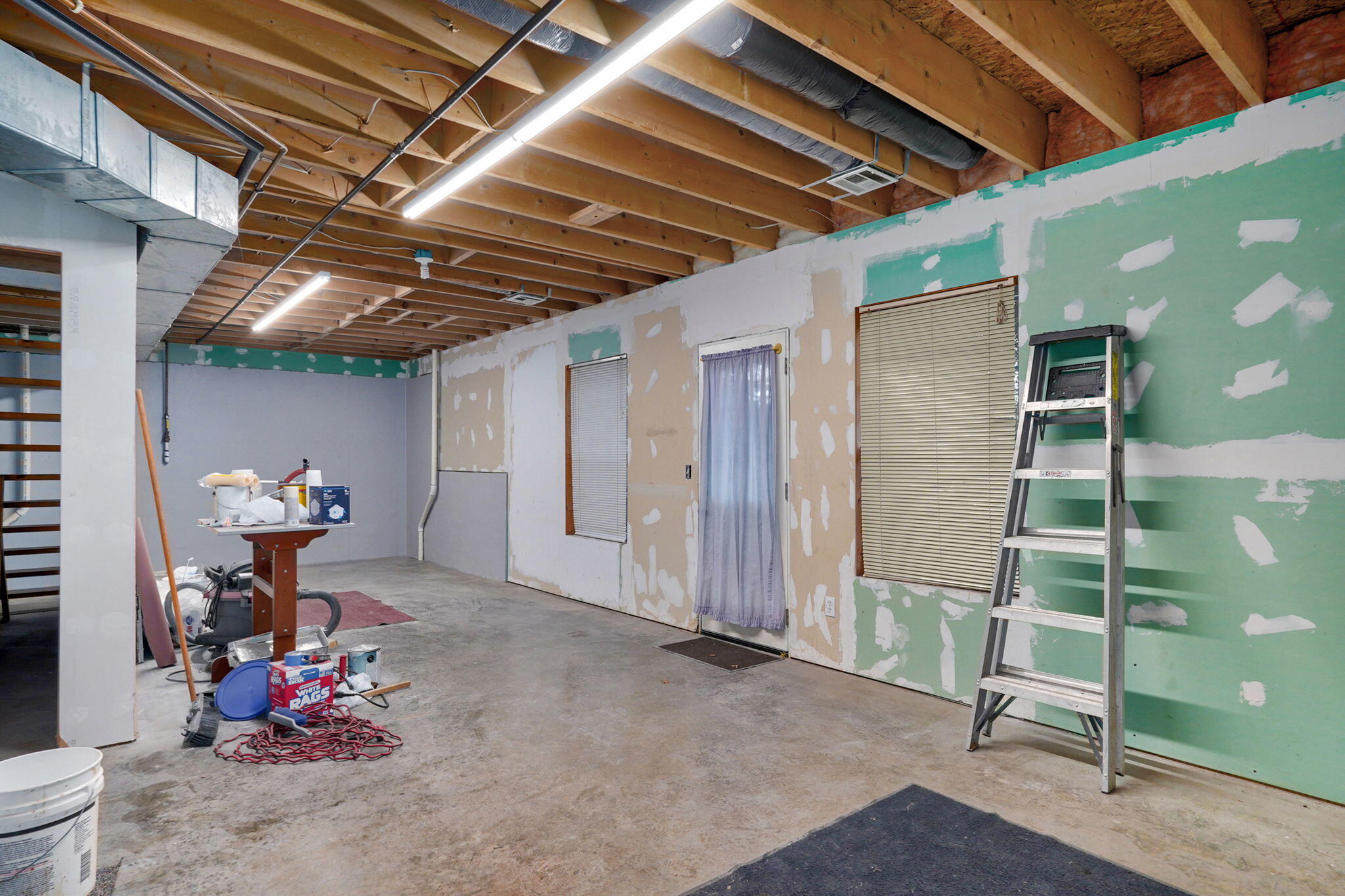 1103 East Lark Street Property Photo 28