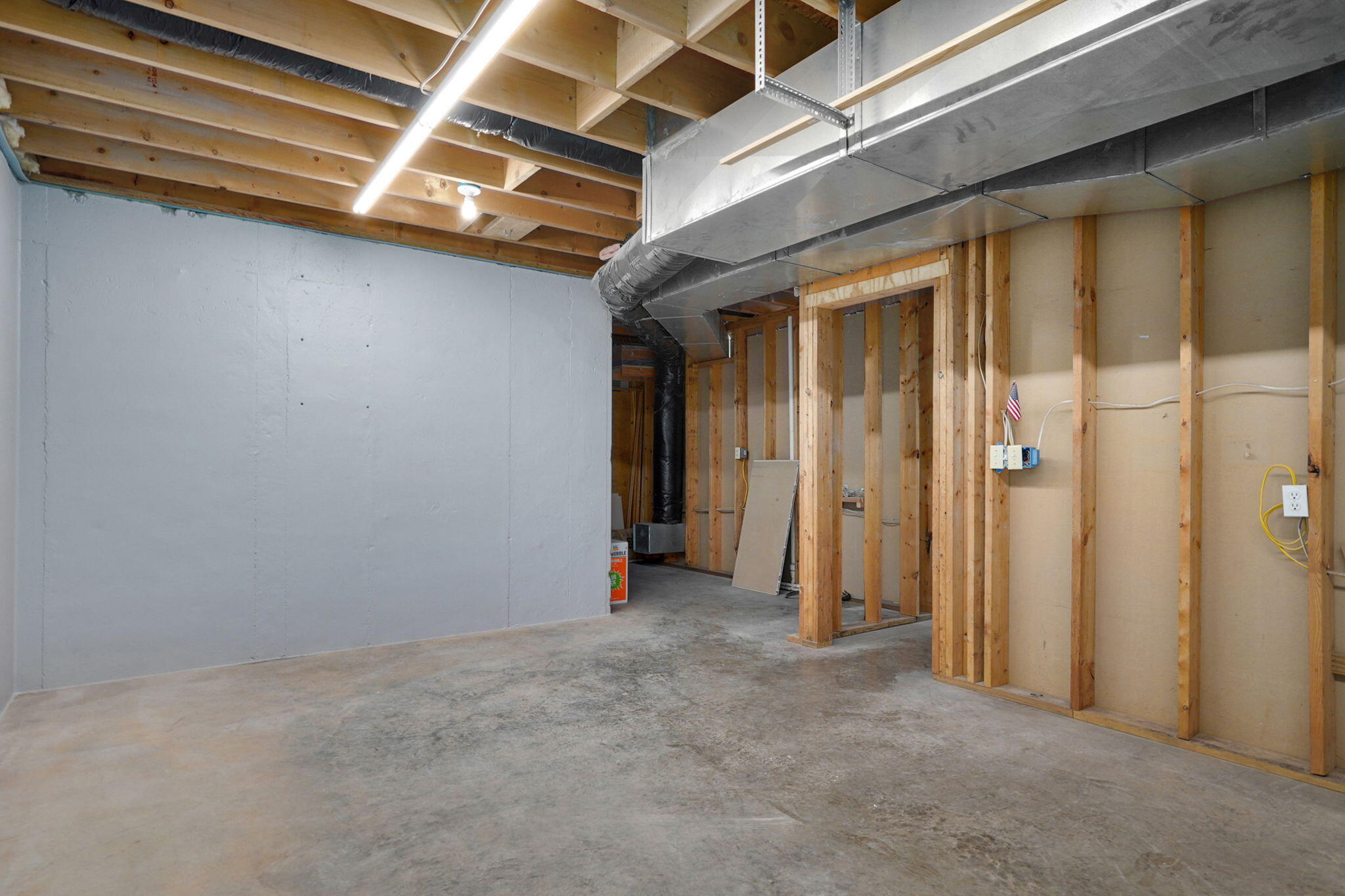 1103 East Lark Street Property Photo 32