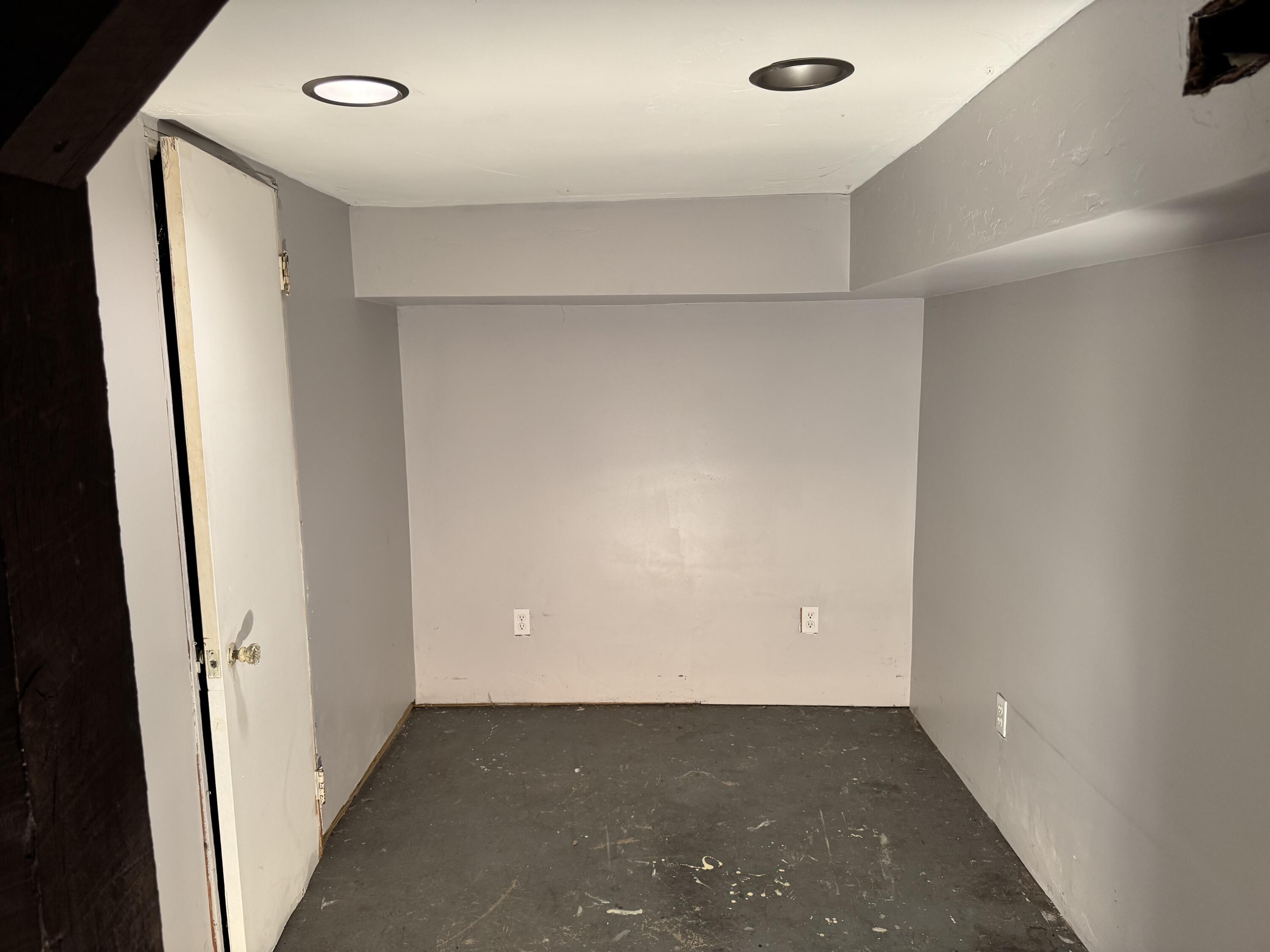 701 East Boyer Street Property Photo 28