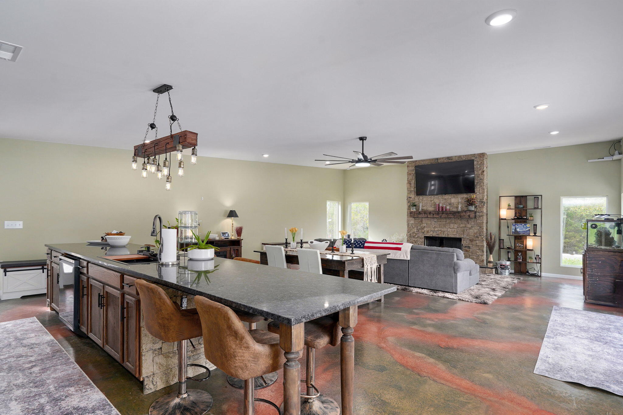 382 Beulah Creek Drive Property Photo 17