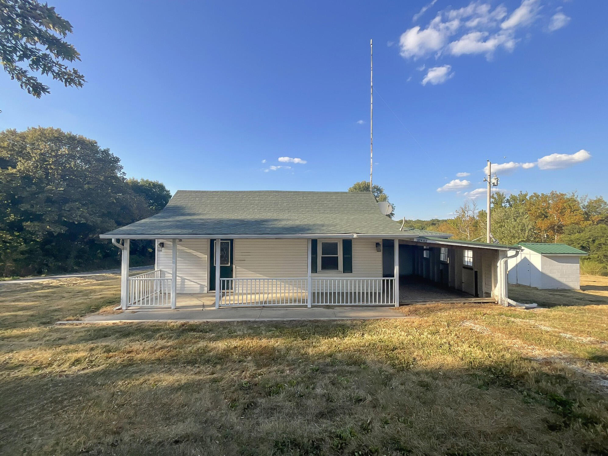 3602 South 78th Road Property Photo 1