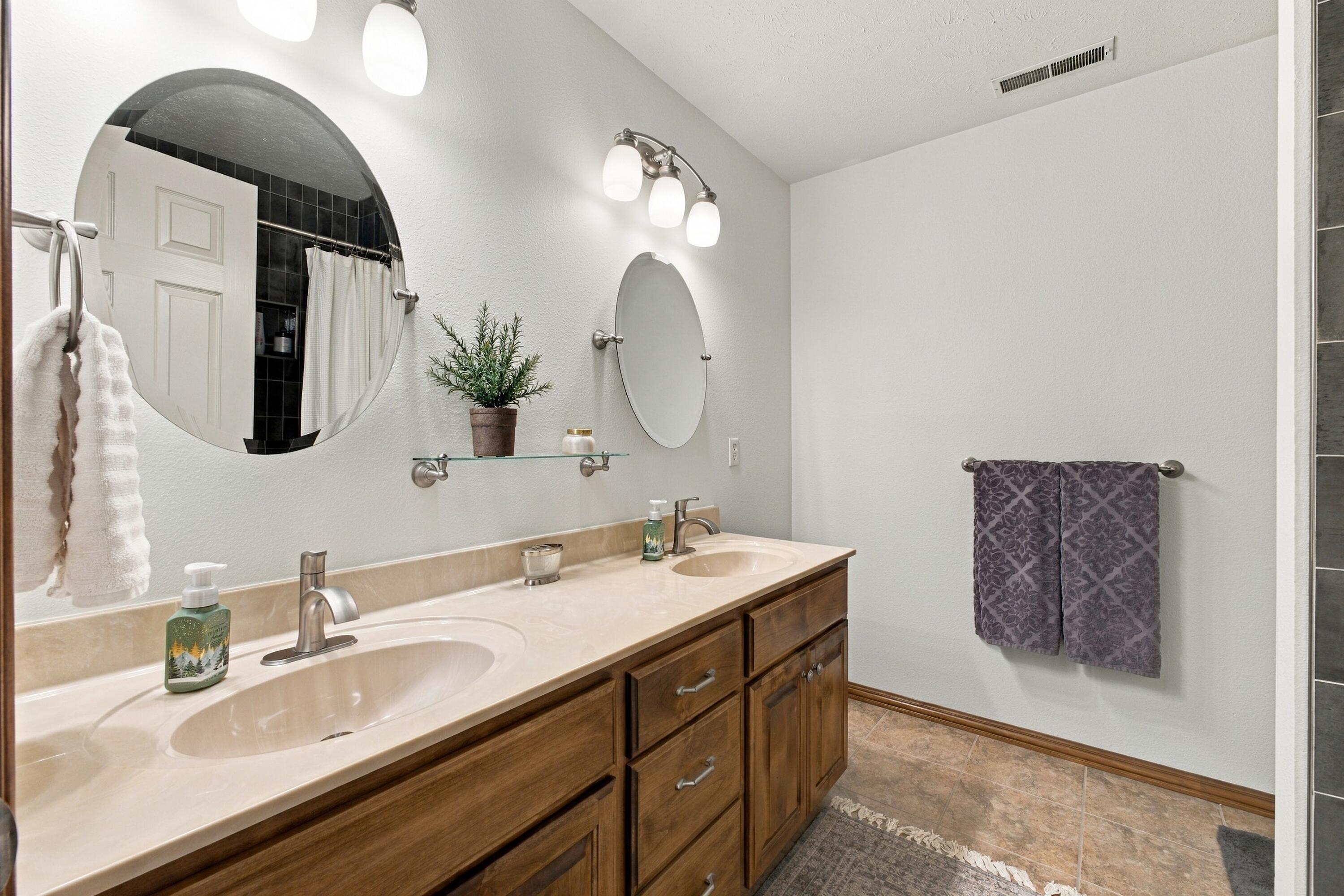 3826 East Fox Grape Road Property Photo 47