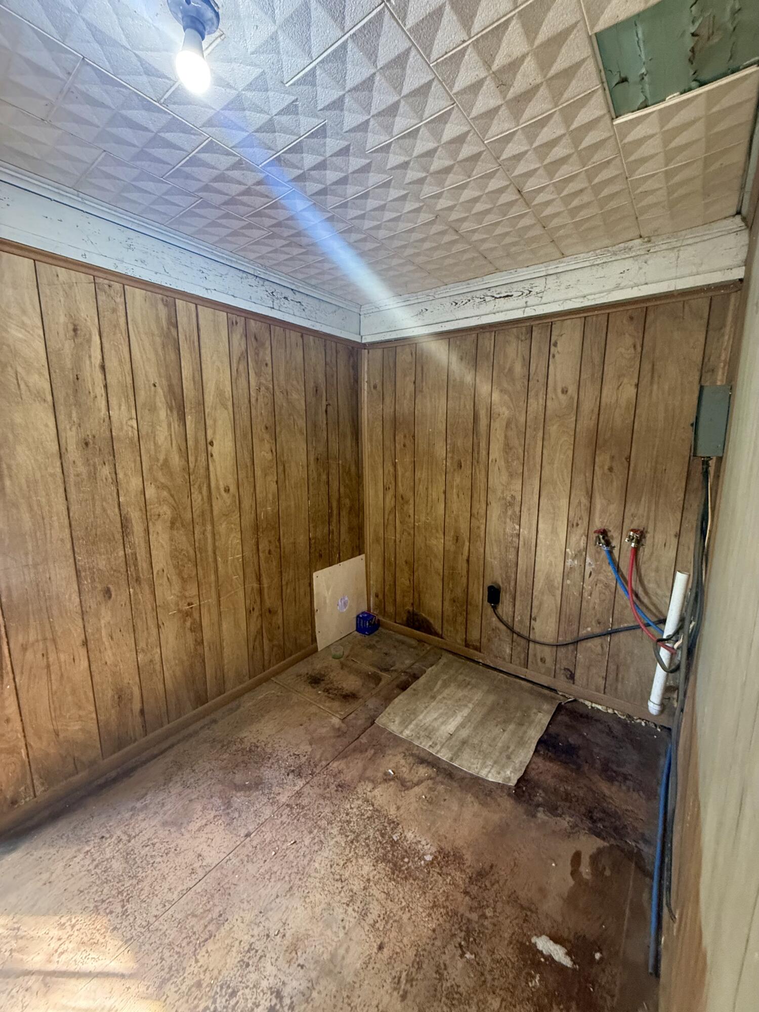 319 North Grand Avenue Property Photo 9