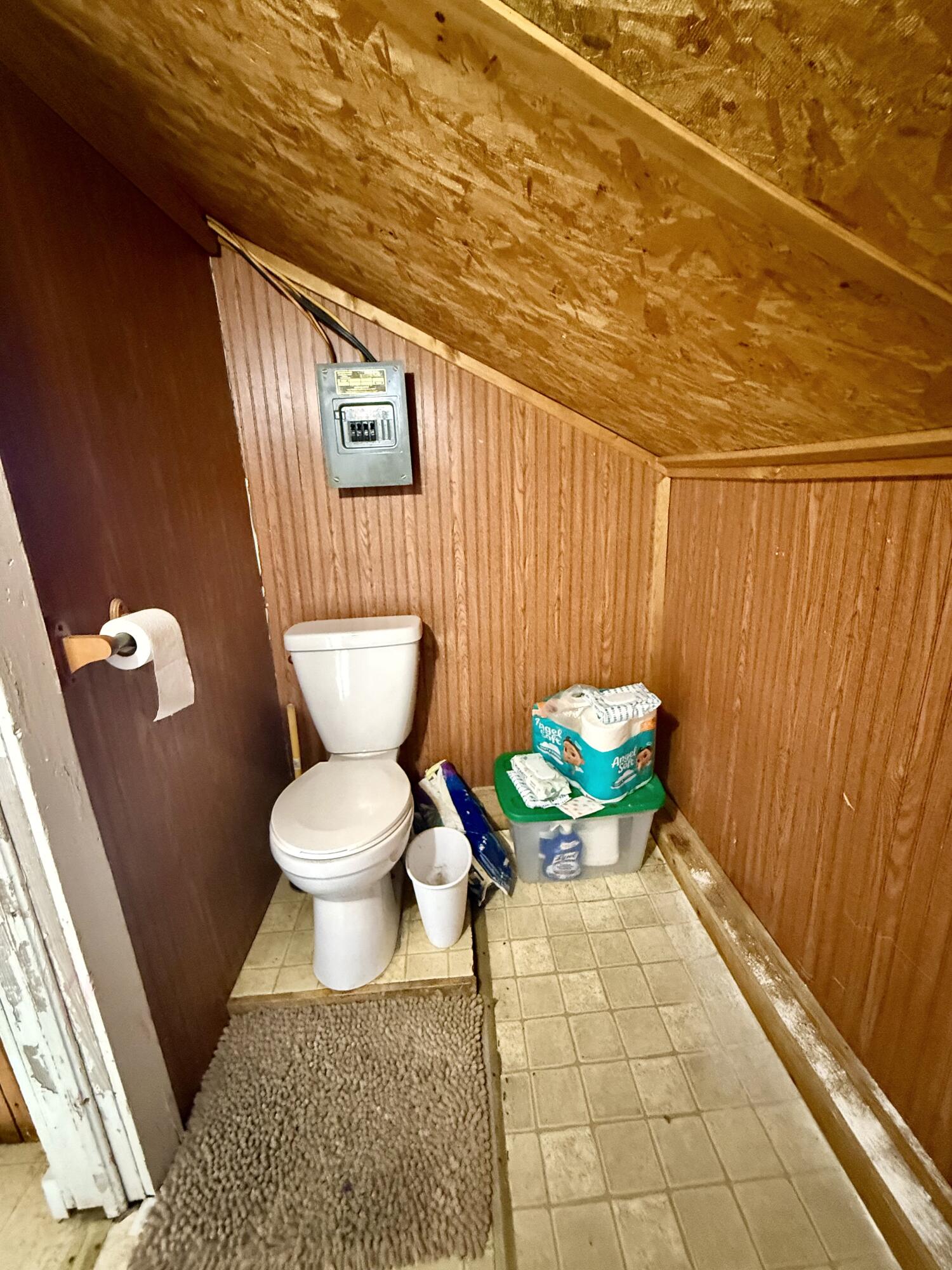 319 North Grand Avenue Property Photo 16
