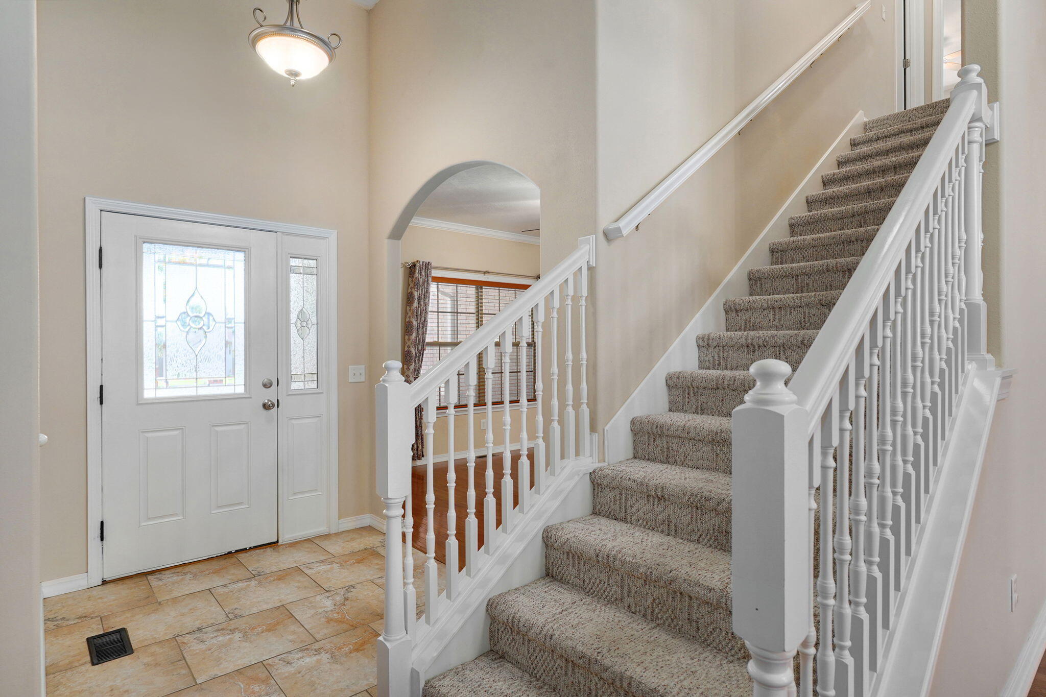 229 North Tierra Drive Property Photo 8