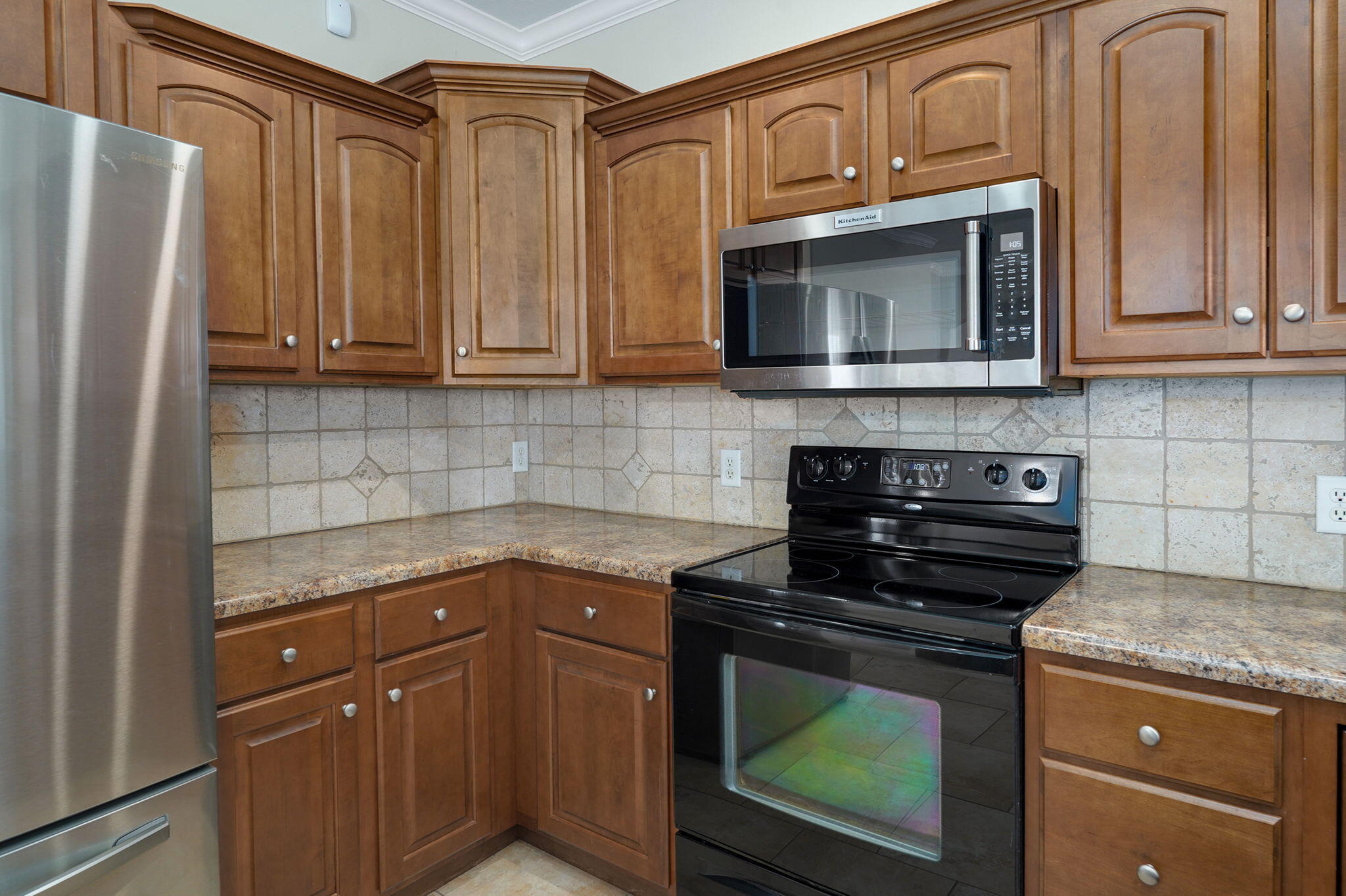 229 North Tierra Drive Property Photo 19