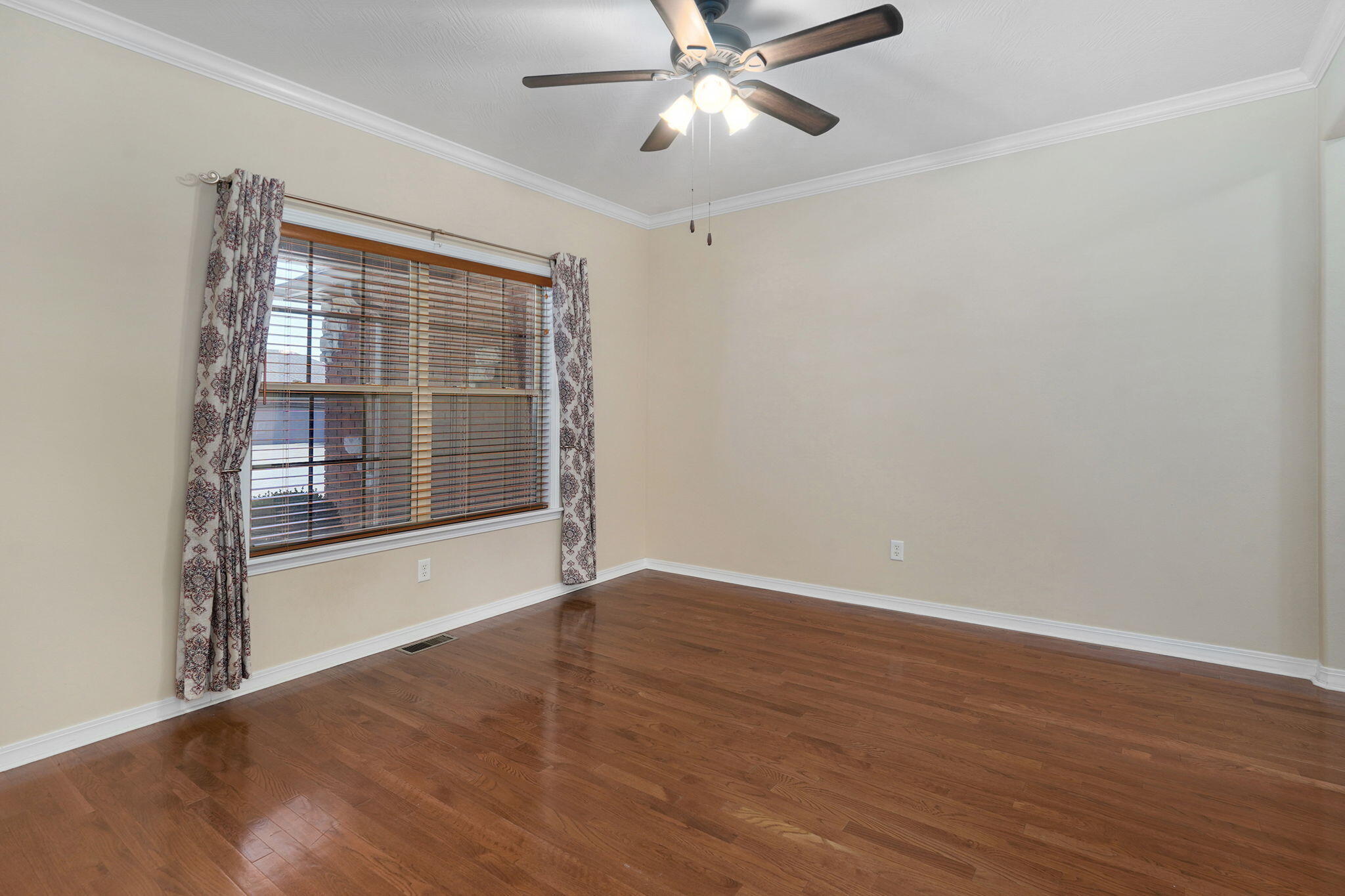229 North Tierra Drive Property Photo 24