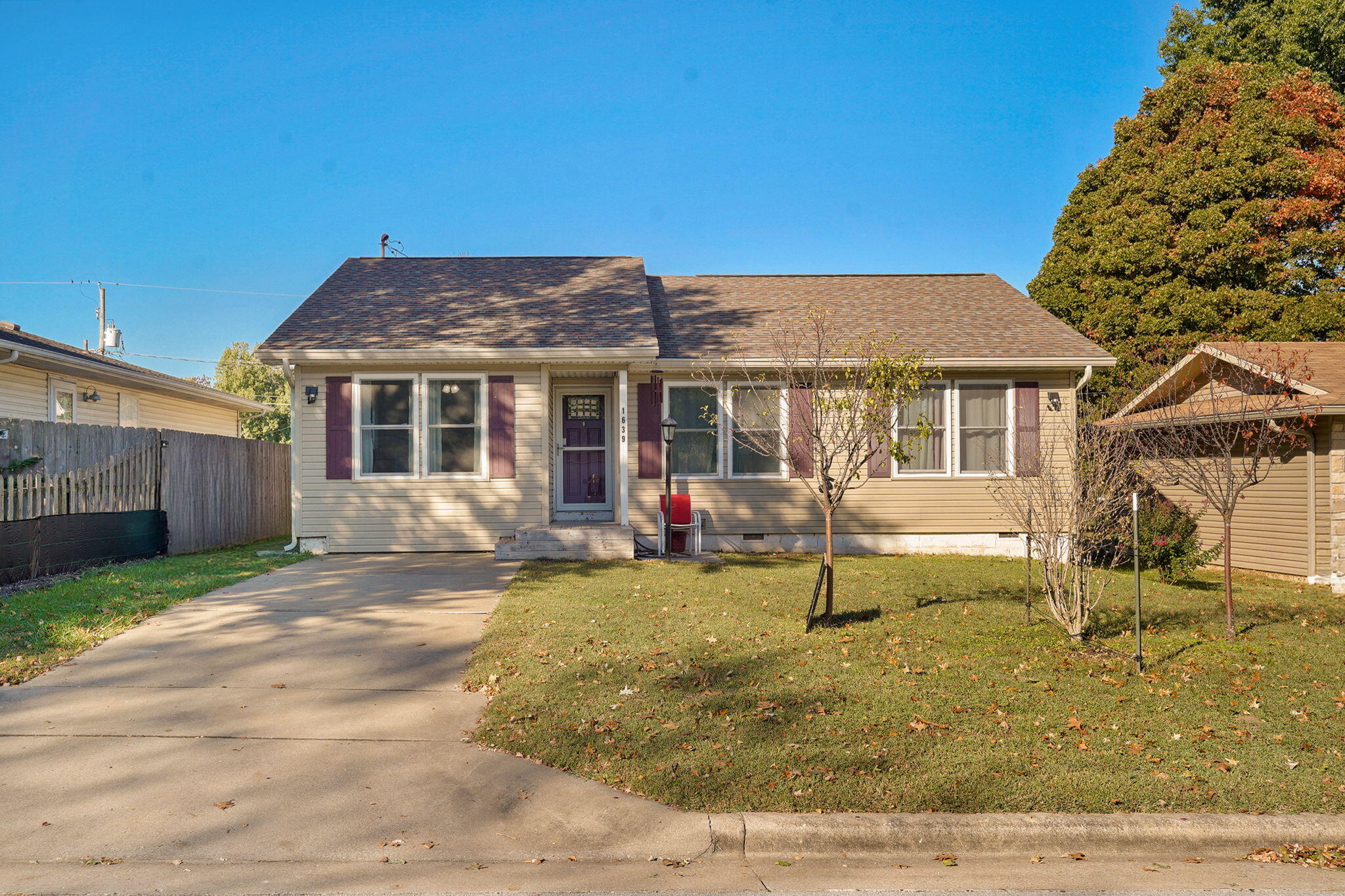 1639 North Engel Avenue