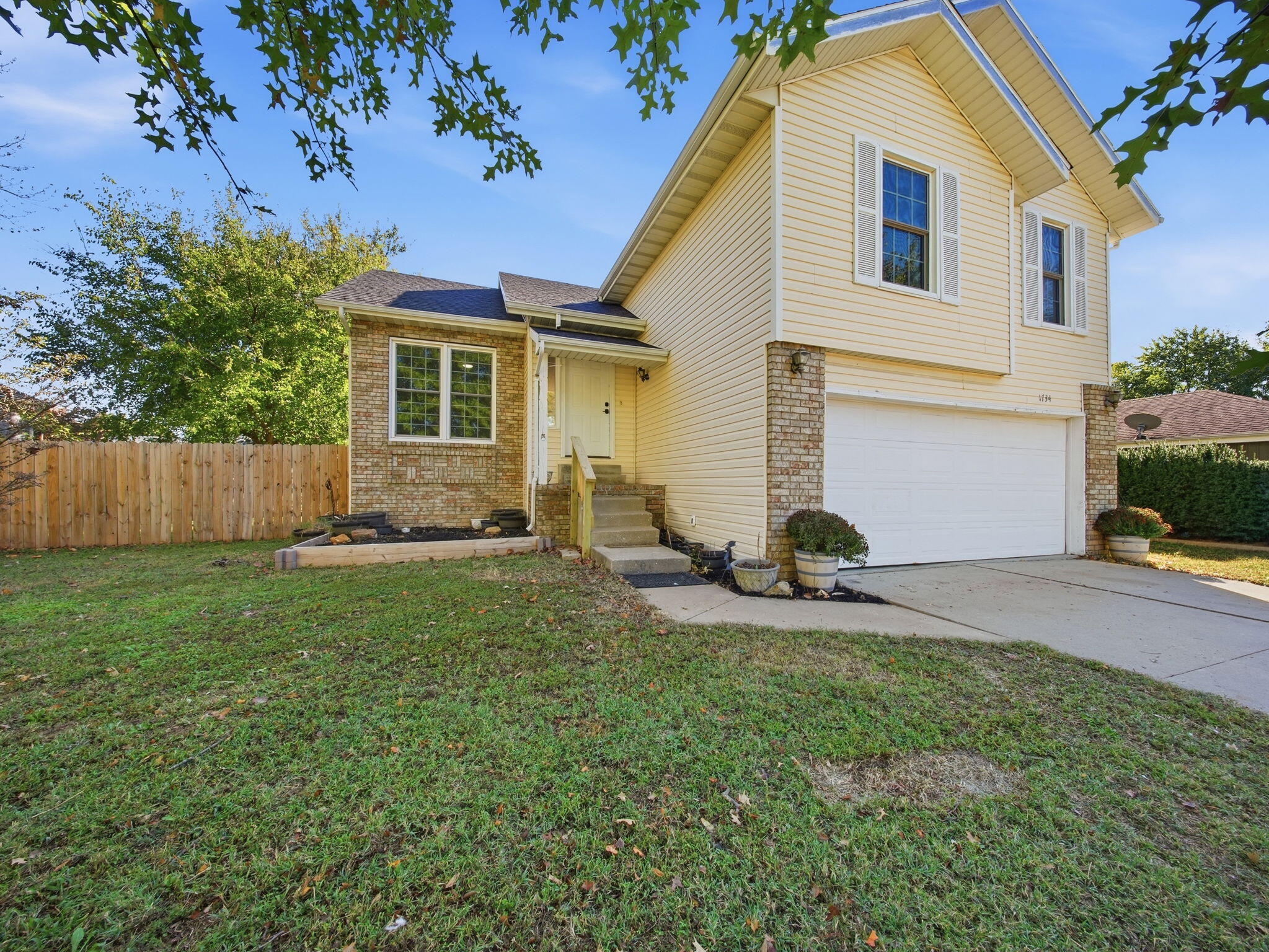 1734 North Mumford Drive Property Photo 4