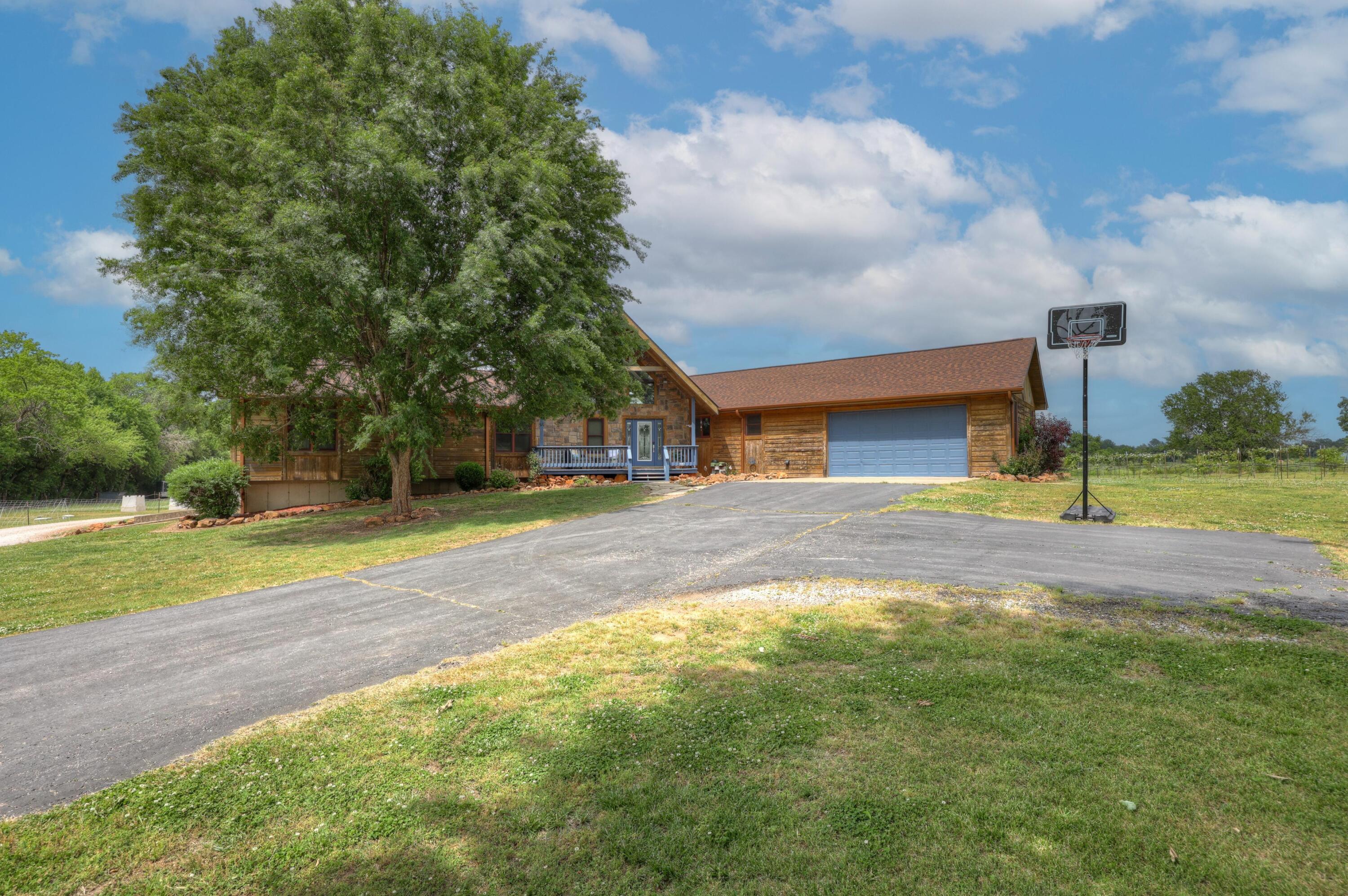 25695 Mulberry Road Property Photo 1