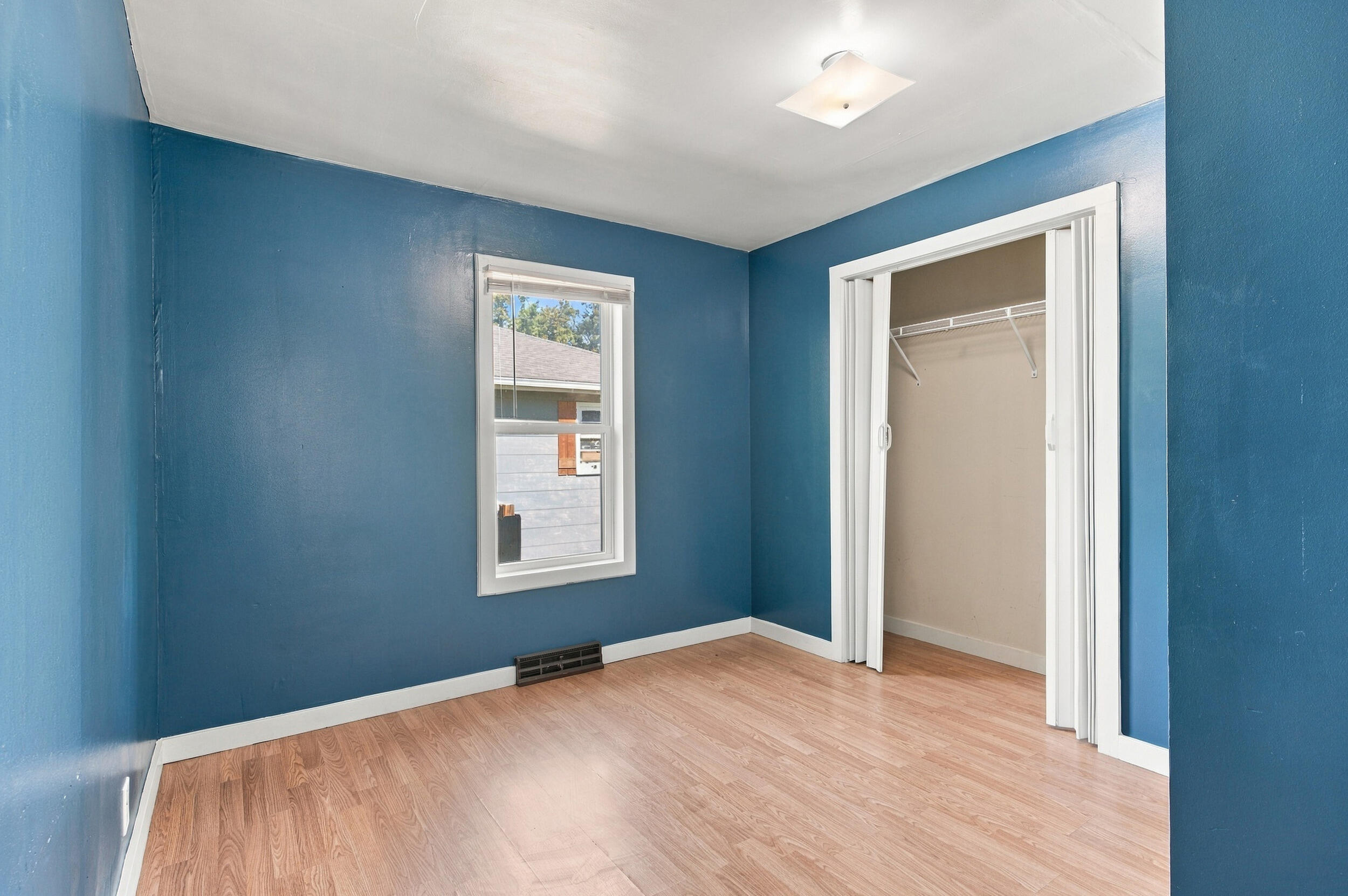 304 North Lincoln Avenue Property Photo 11
