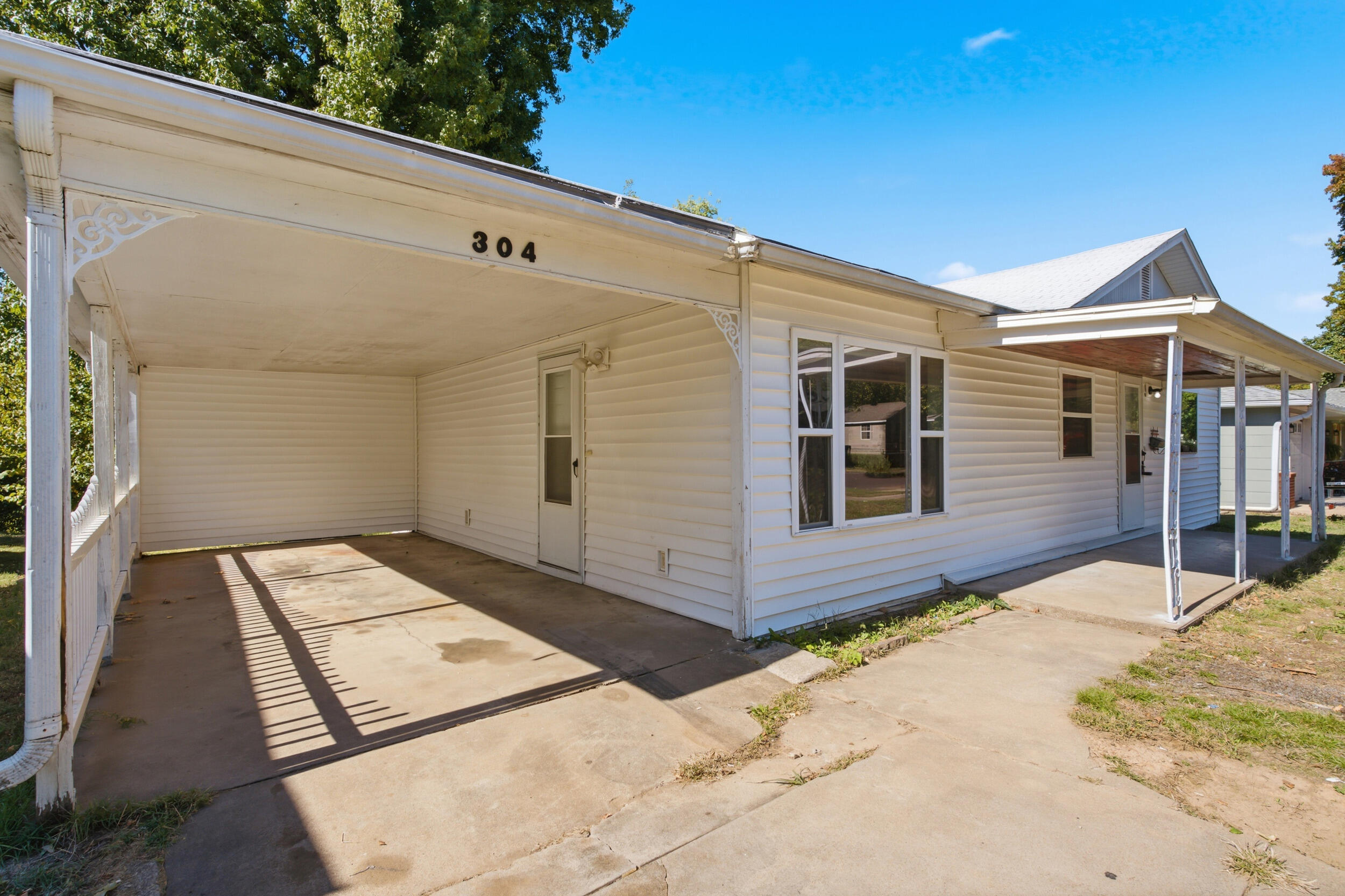 304 North Lincoln Avenue Property Photo 27