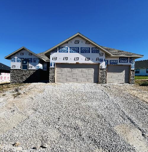 954 South Silverwood Lane Property Photo 1
