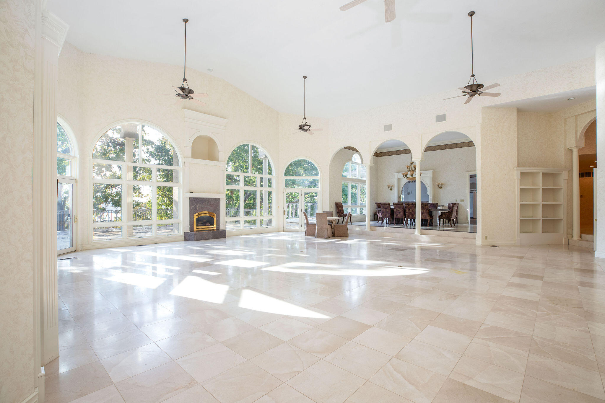 200 Emerald Crest Drive Property Photo 8