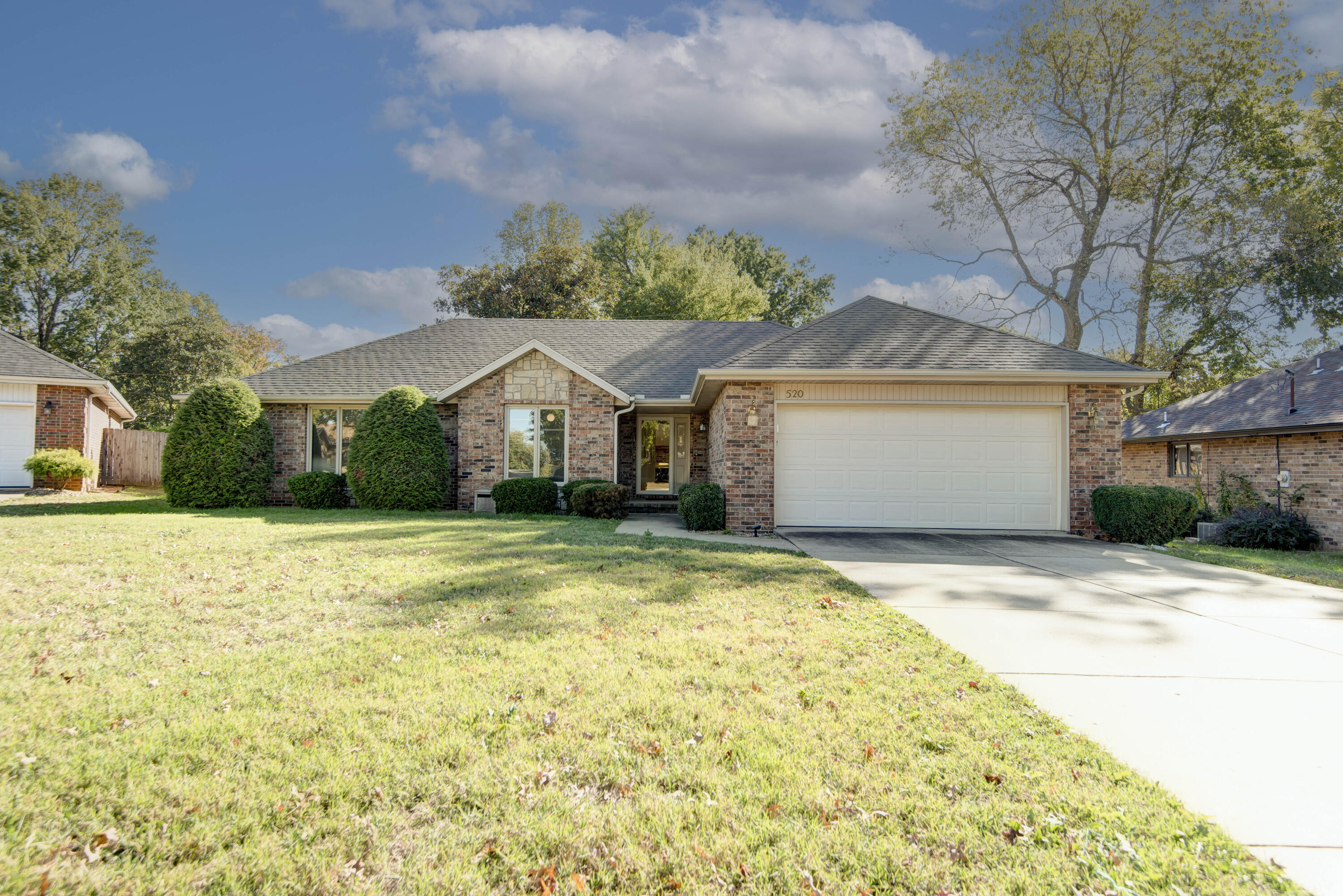 520 West Greenwood Street Property Photo 1