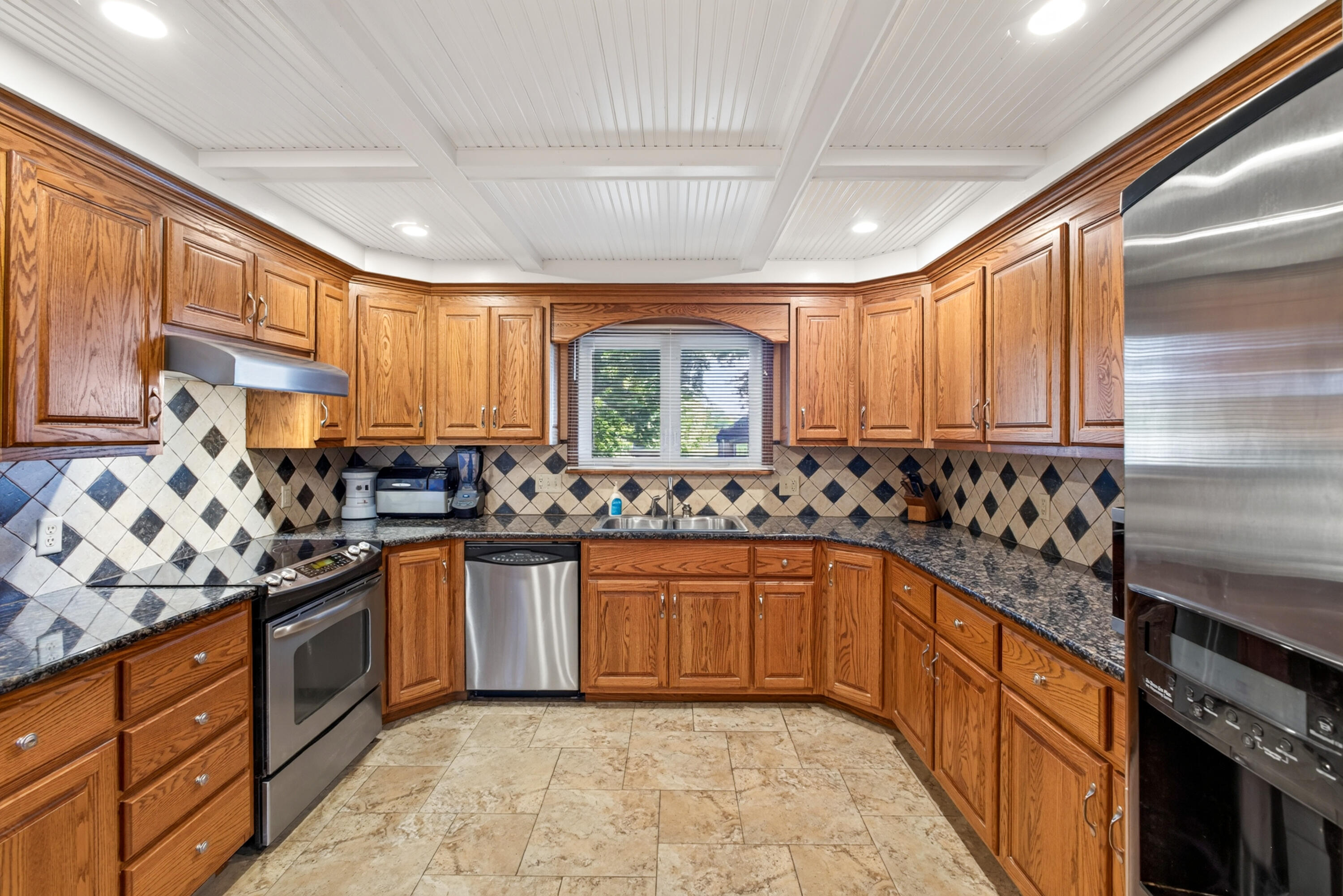 2157 North Farm Road 197 Property Photo 18