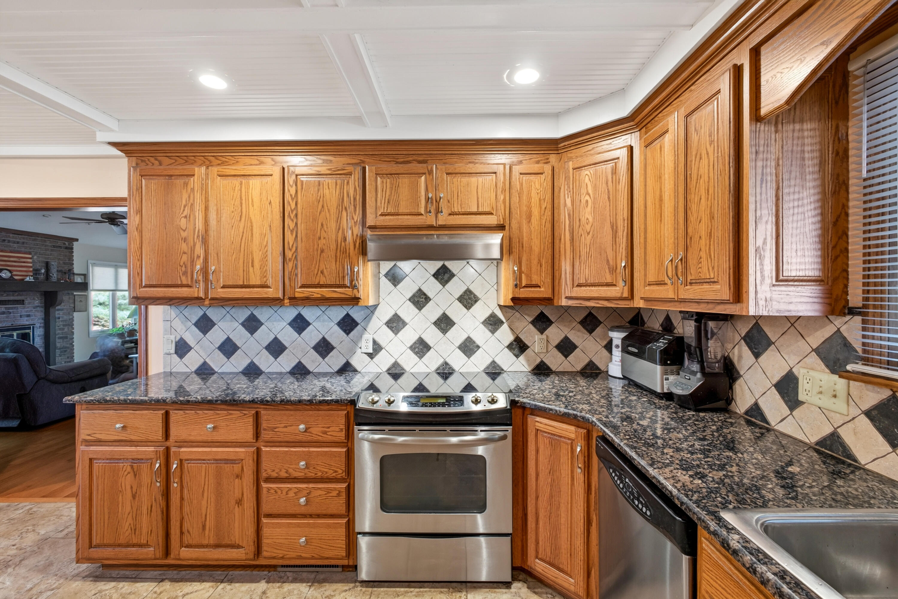 2157 North Farm Road 197 Property Photo 19