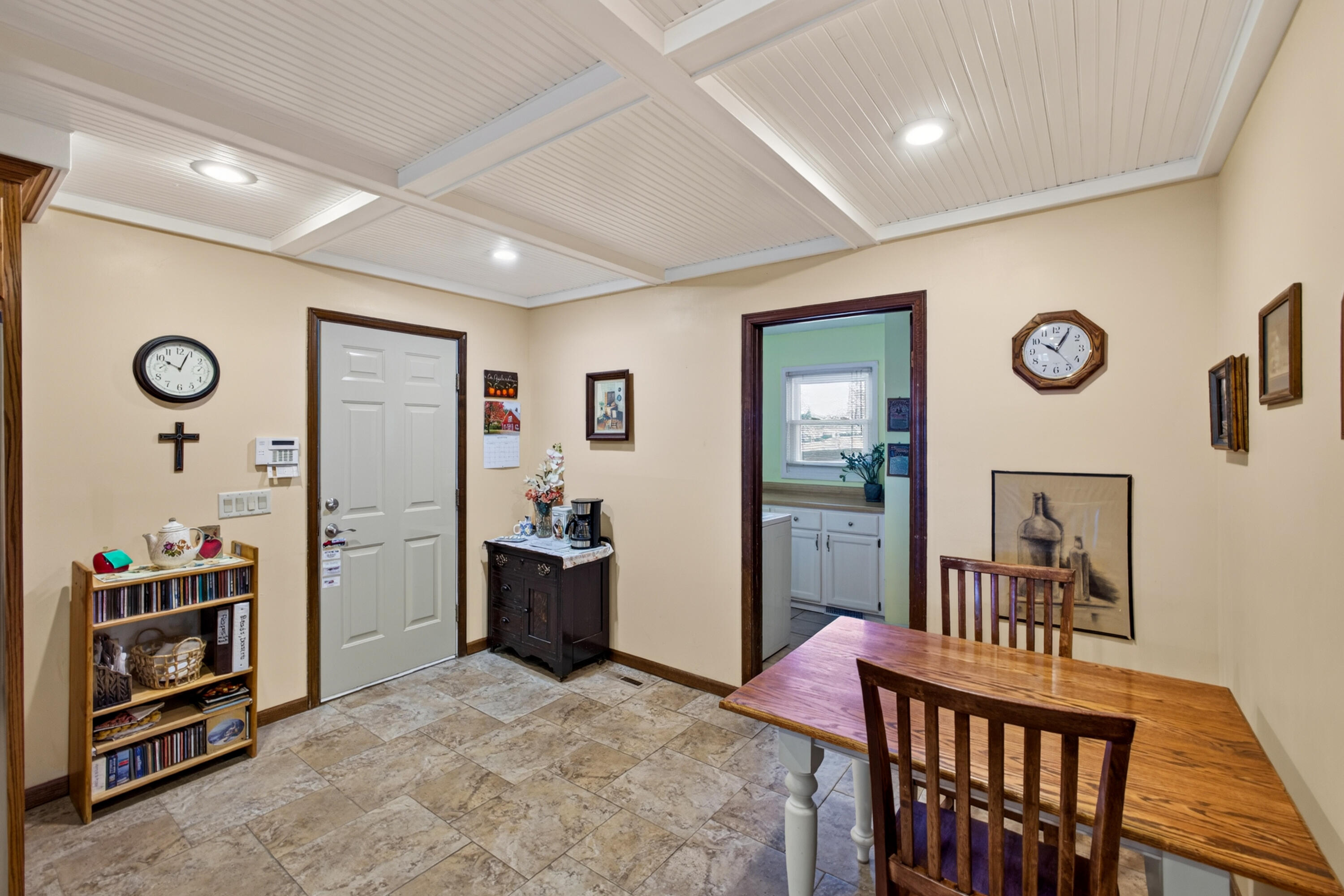 2157 North Farm Road 197 Property Photo 21