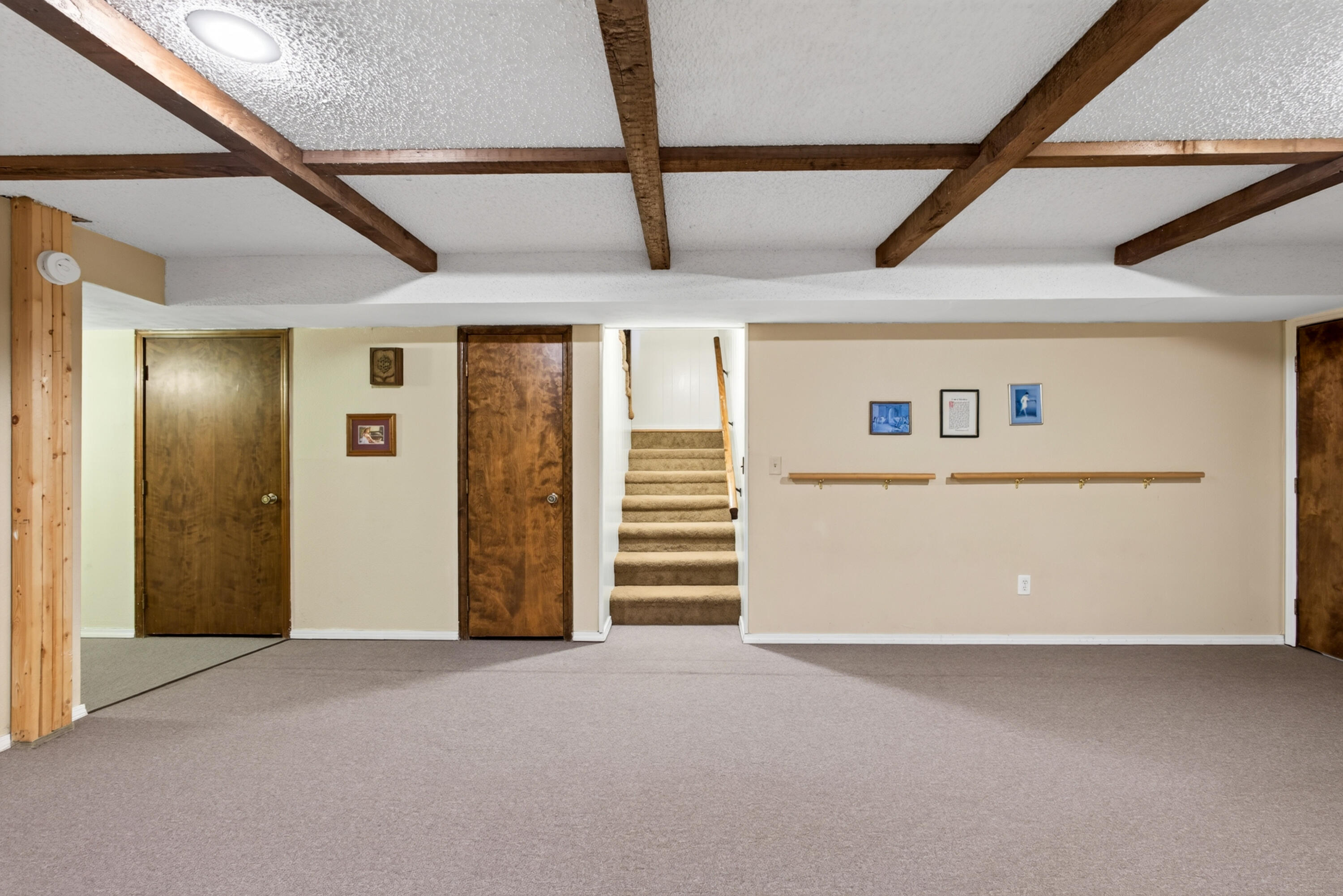 2157 North Farm Road 197 Property Photo 33