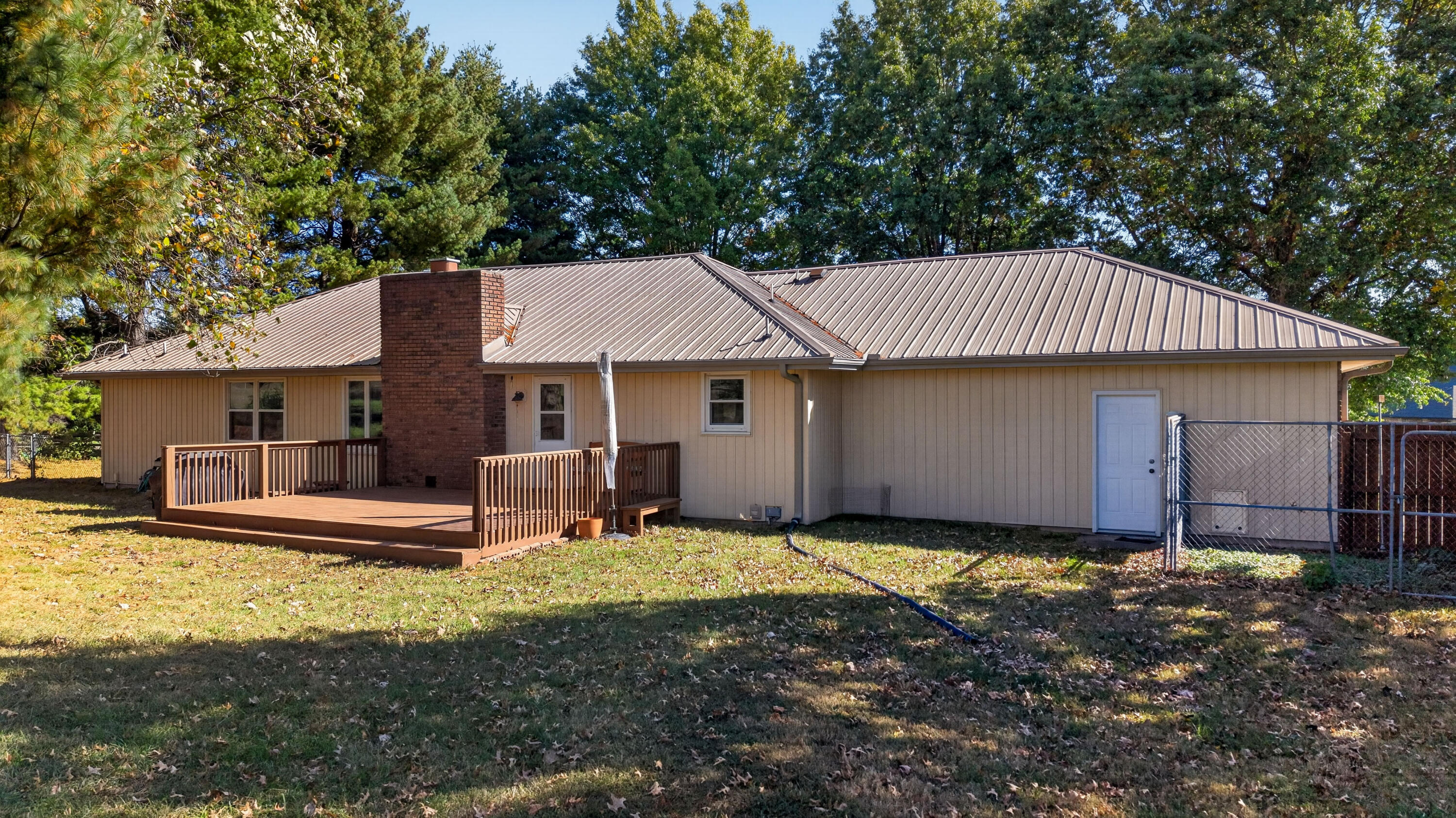 2157 North Farm Road 197 Property Photo 50